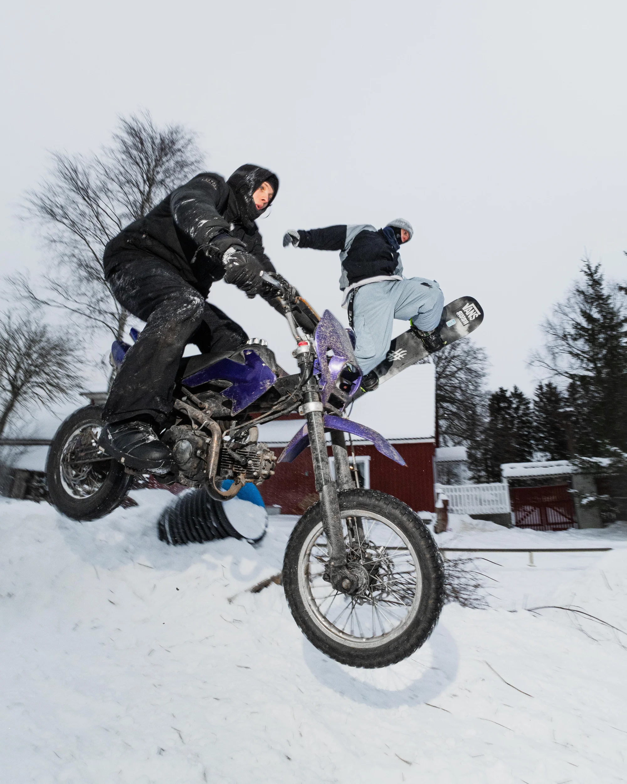 Backyard Snowboard 13