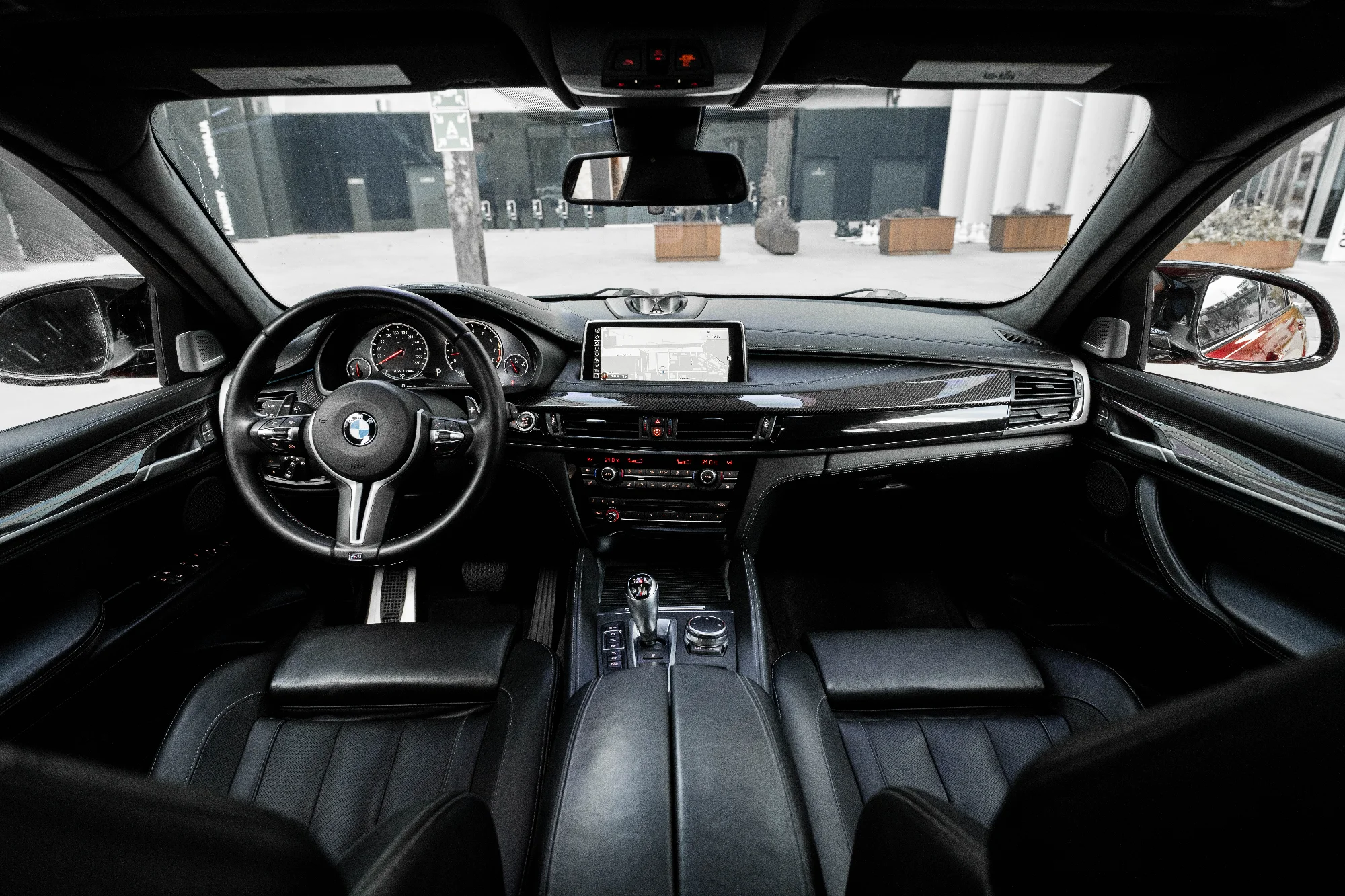 BMW X6M (589HJG) 13