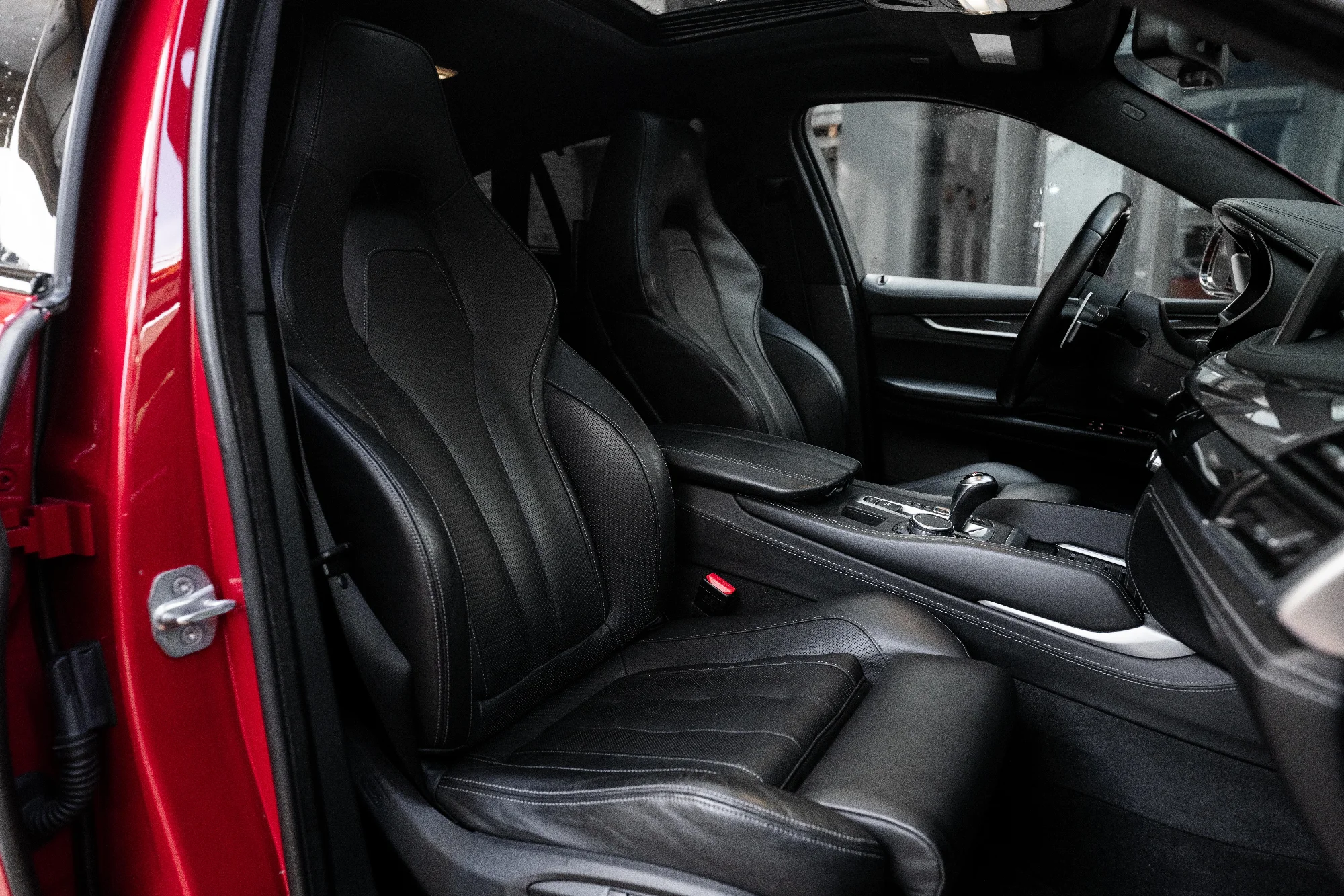 BMW X6M (589HJG) 14