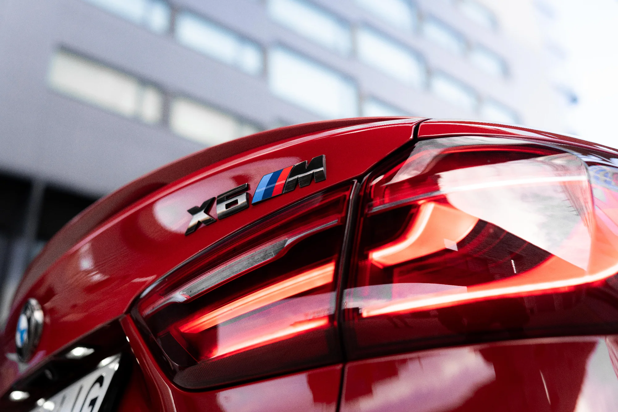 BMW X6M (589HJG) 9