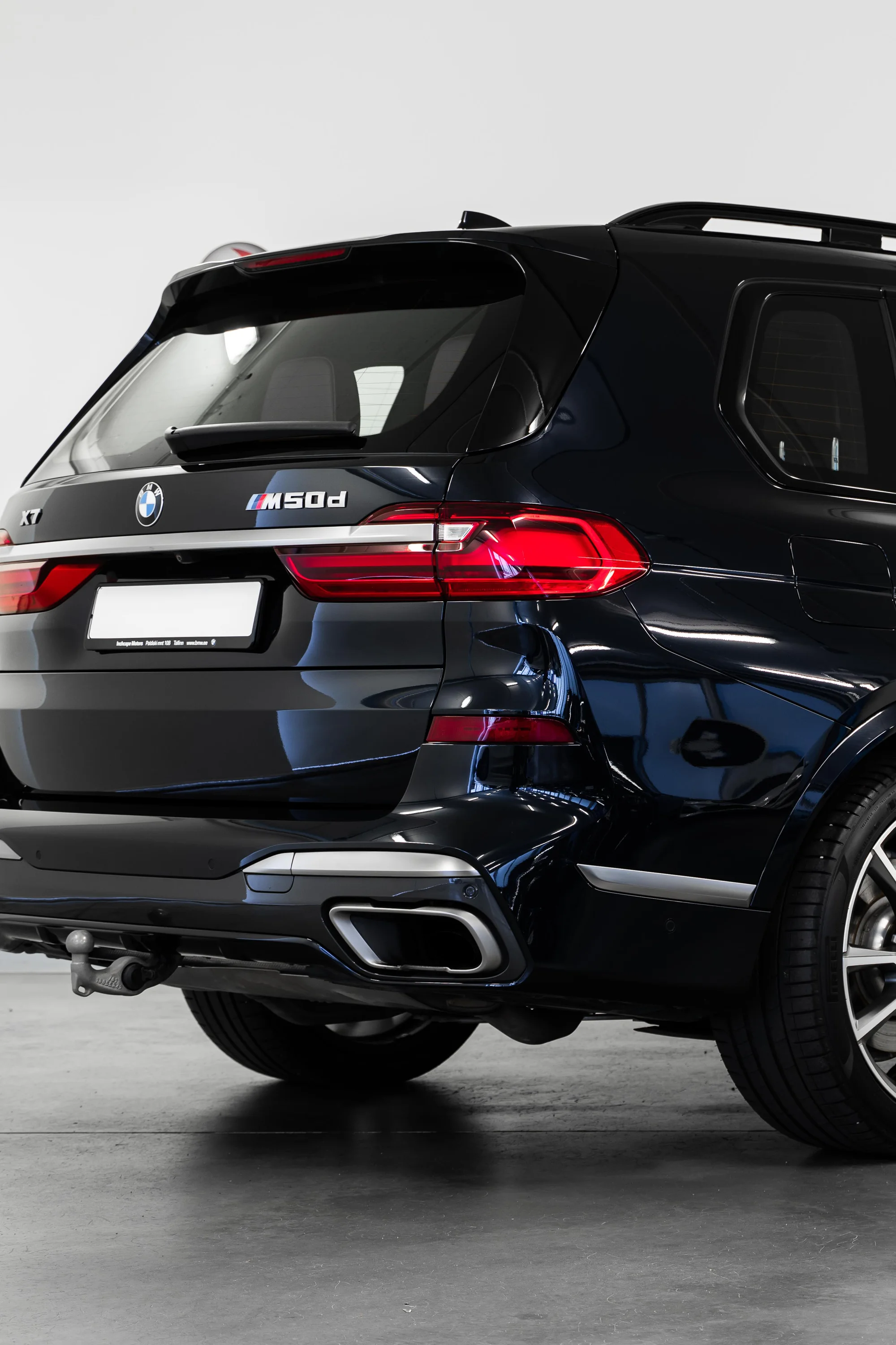 BMW X7 (256VKD)