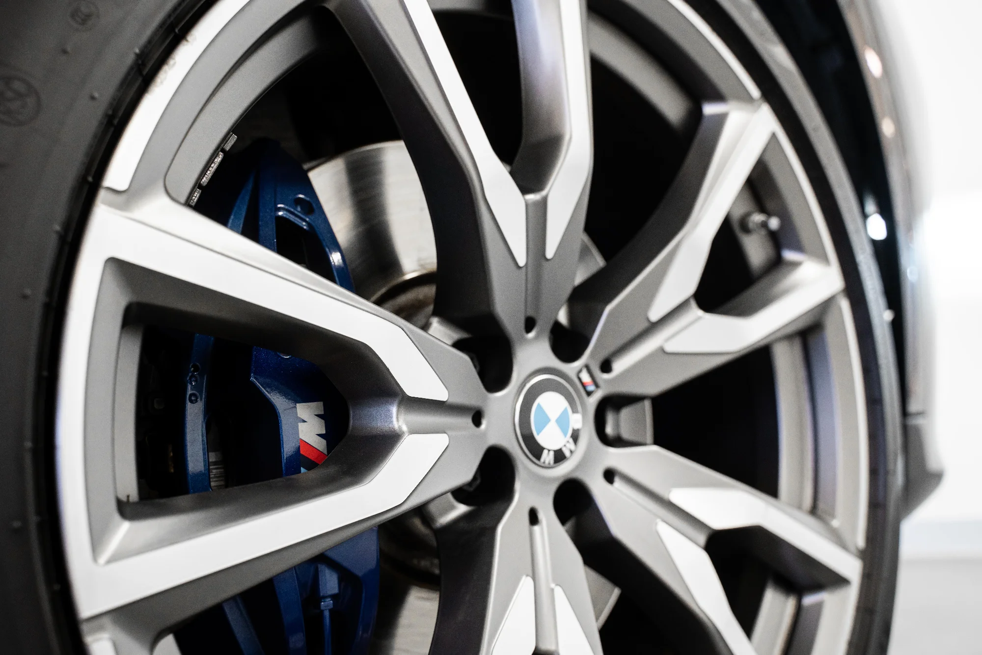 BMW X7 (256VKD) 14