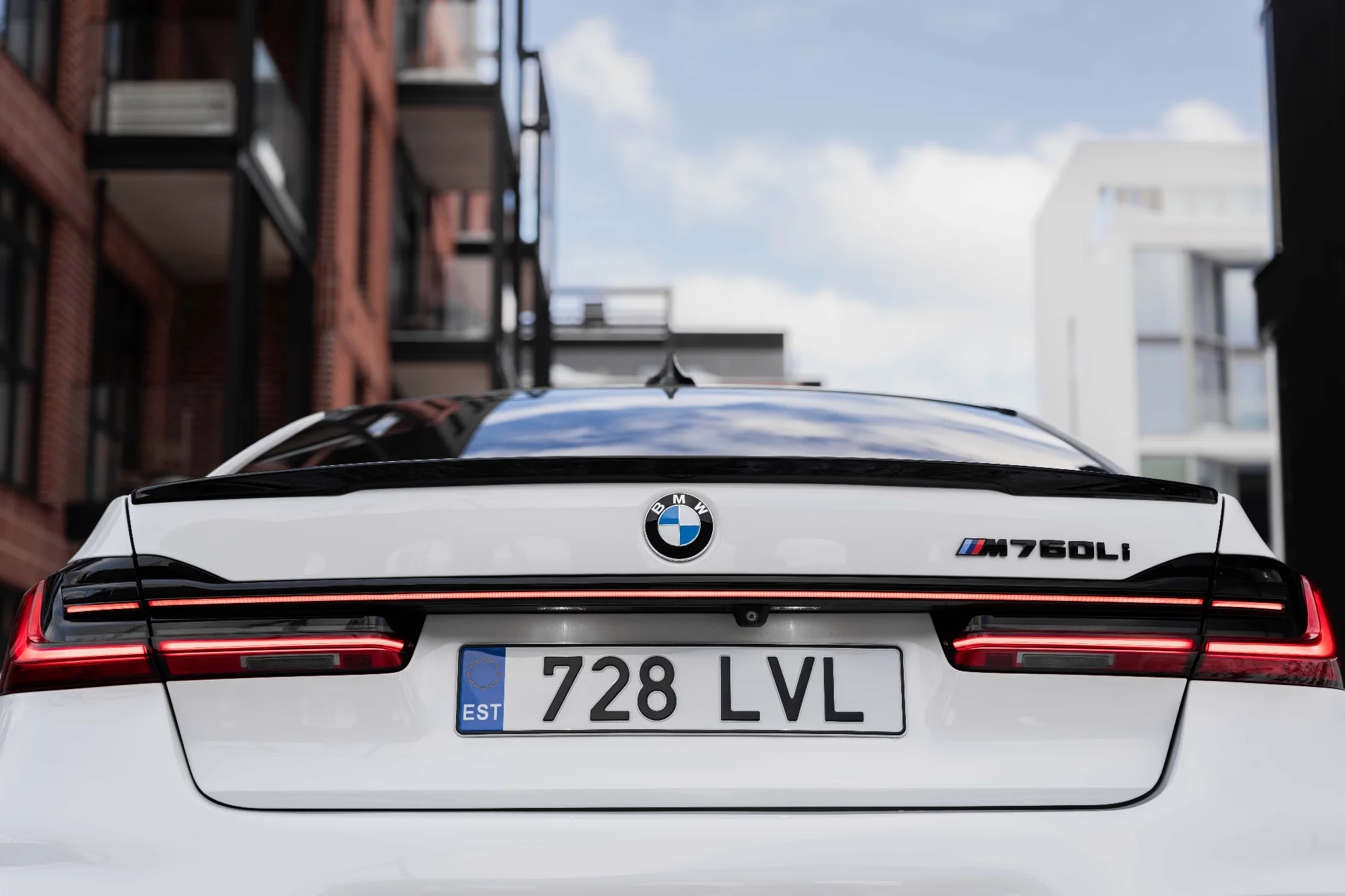 BMW V12 (728LVL) 13