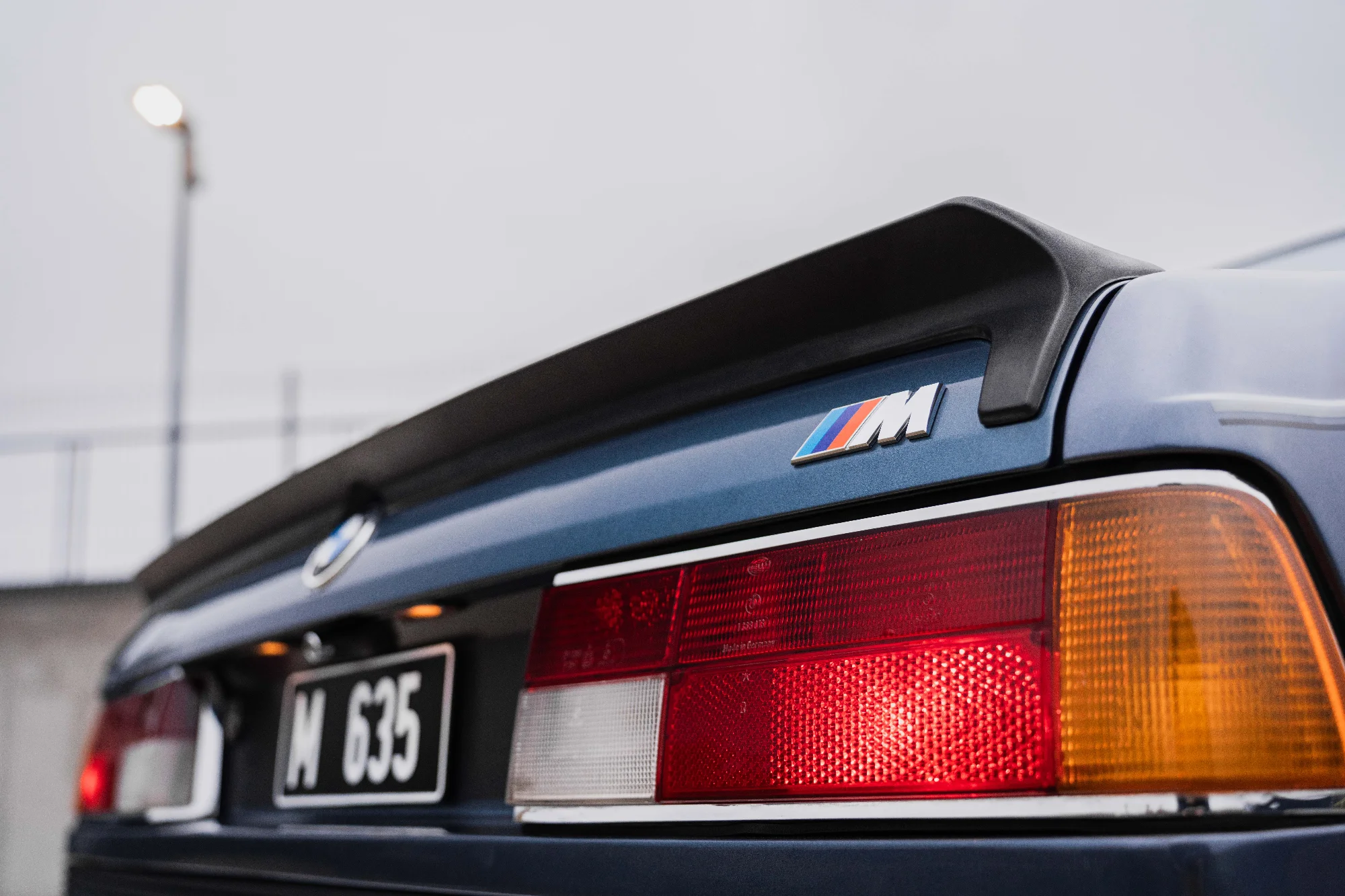 BMW 635CSI (M635) 8