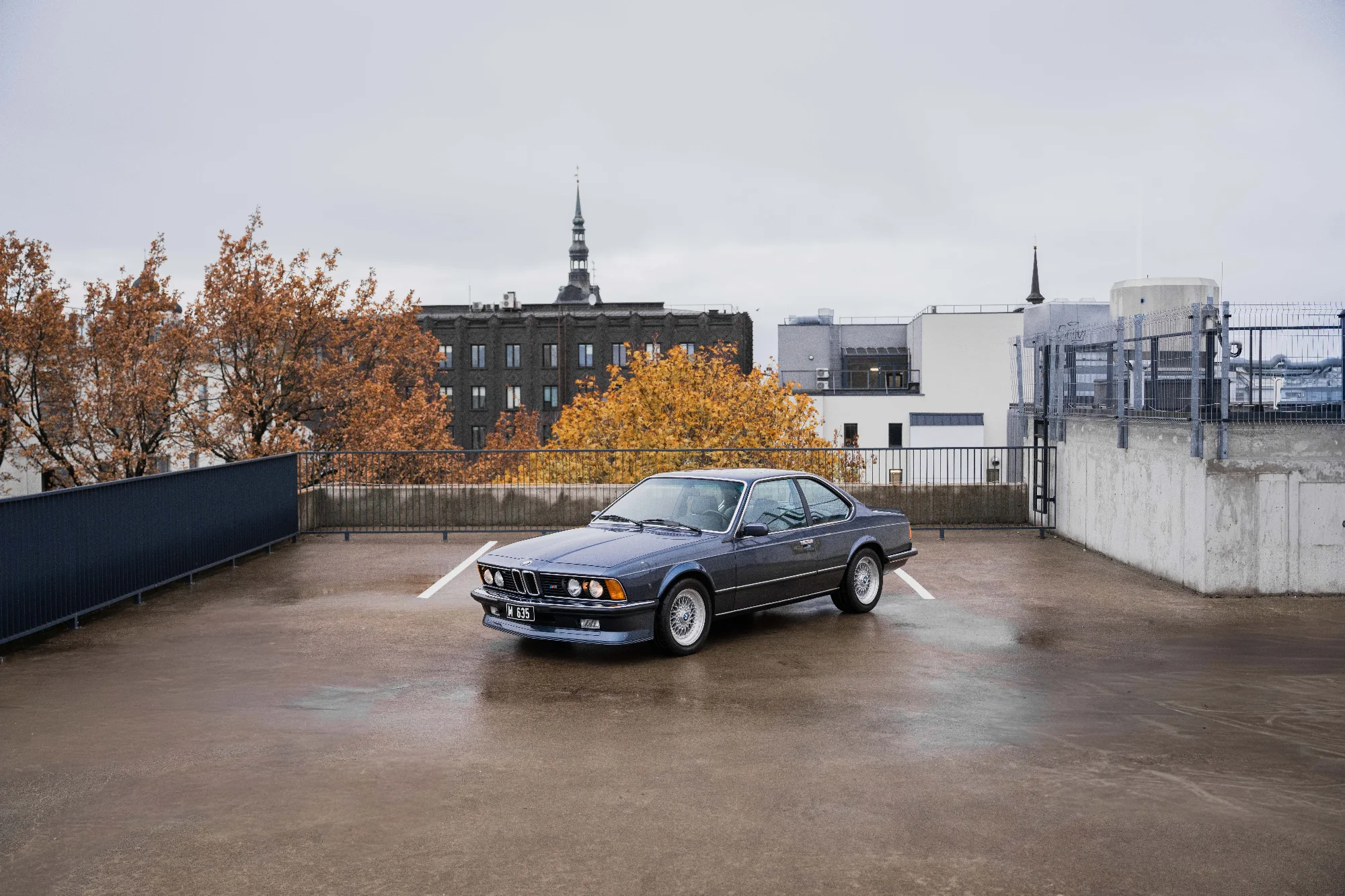 BMW 635CSI (M635) 9