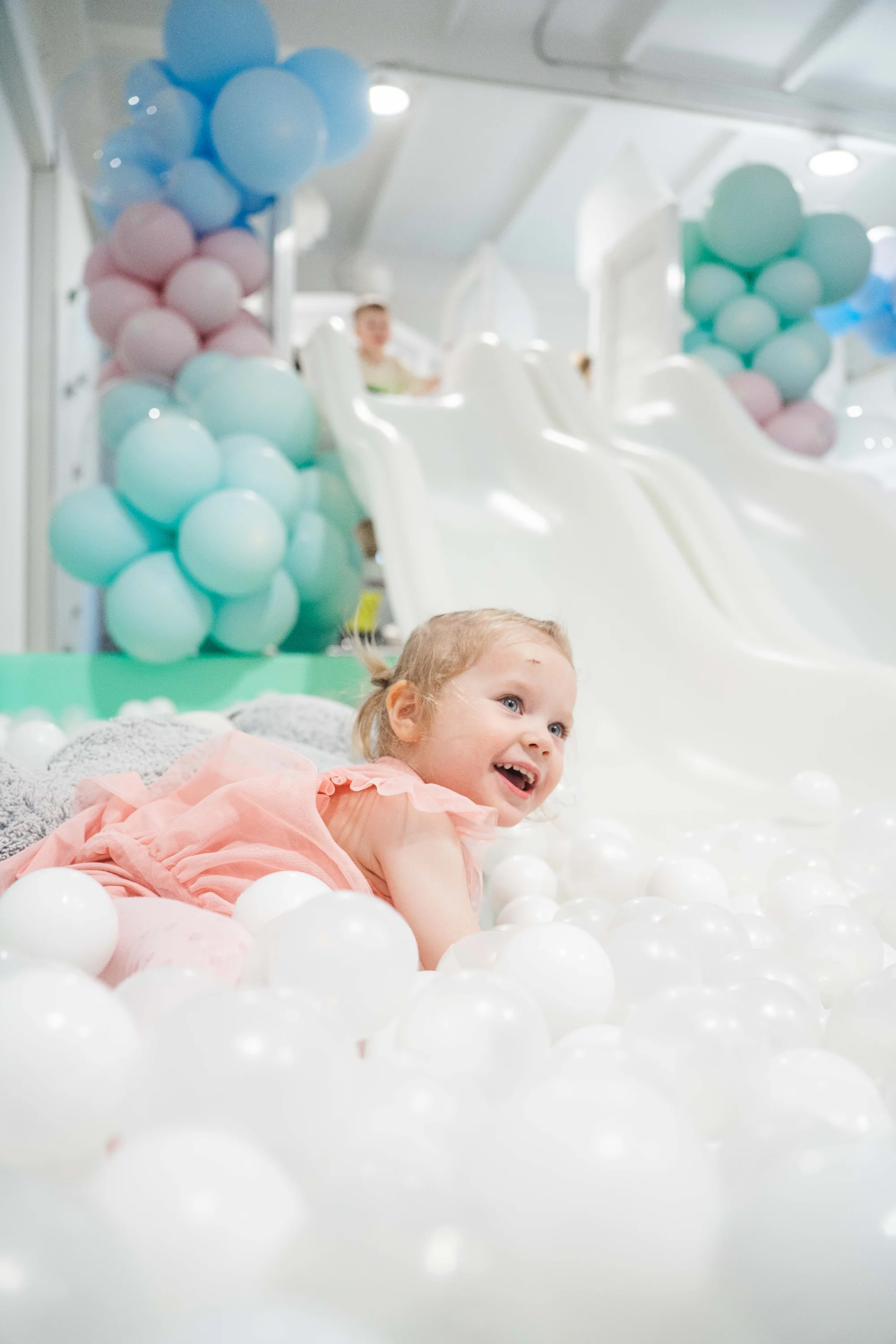Liisi (child birthday) 9