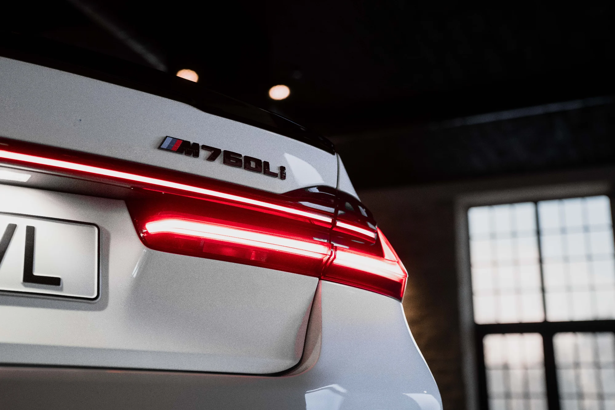 BMW V12 (728LVL) 12