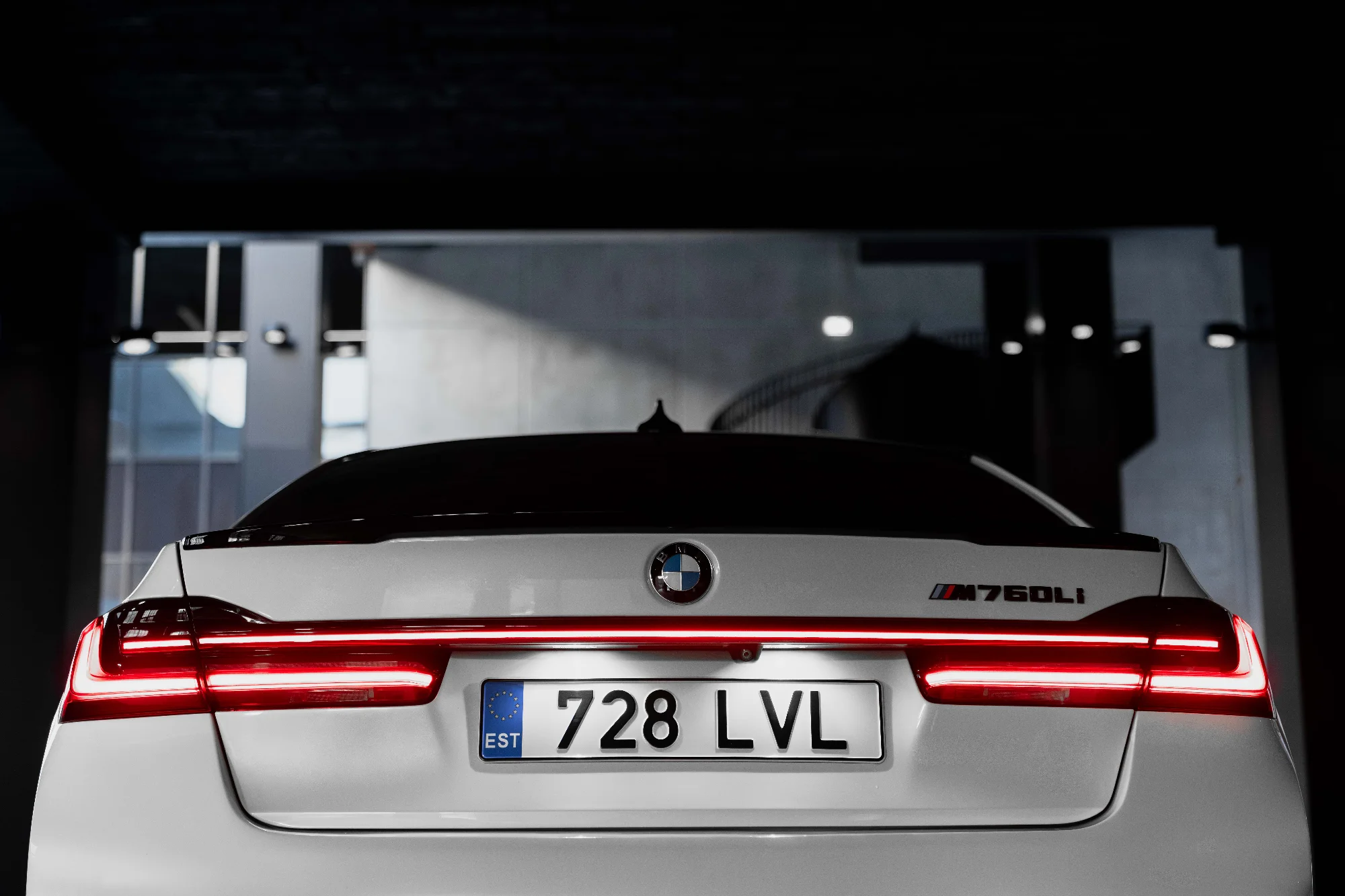 BMW V12 (728LVL) 4