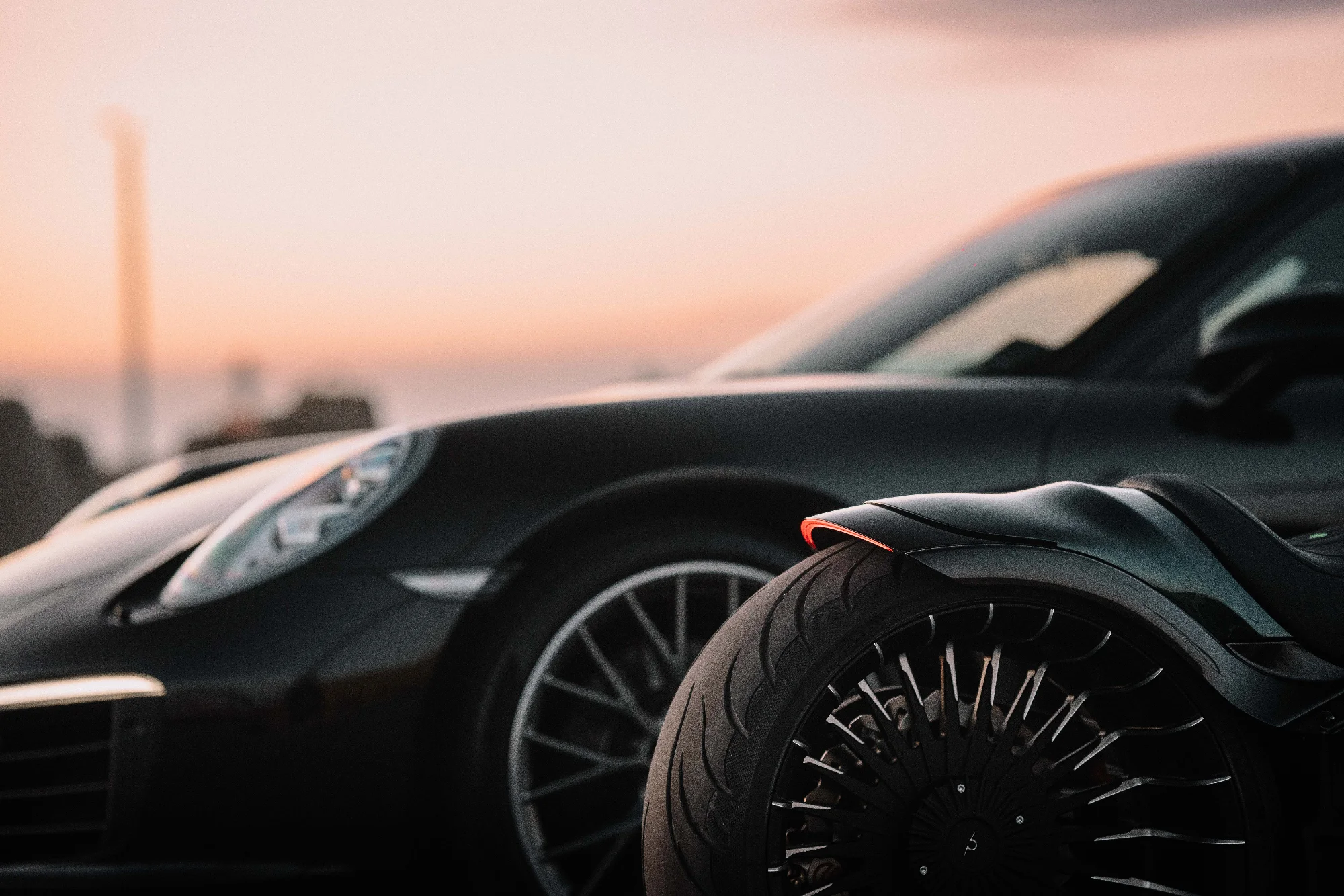 Porsche 911 X HarleyDavidson 9