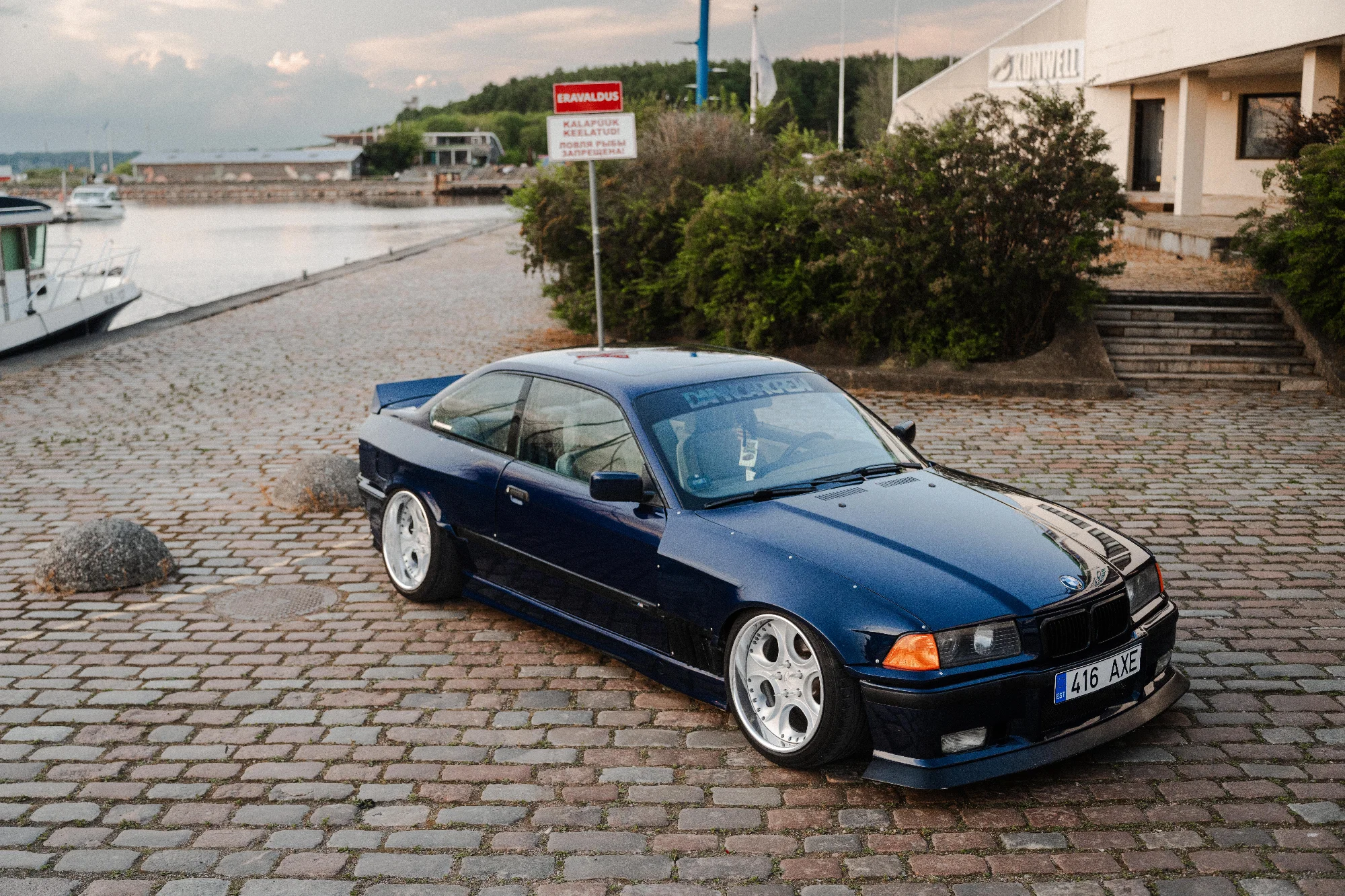 Stanced e36 (@janmrks) 9
