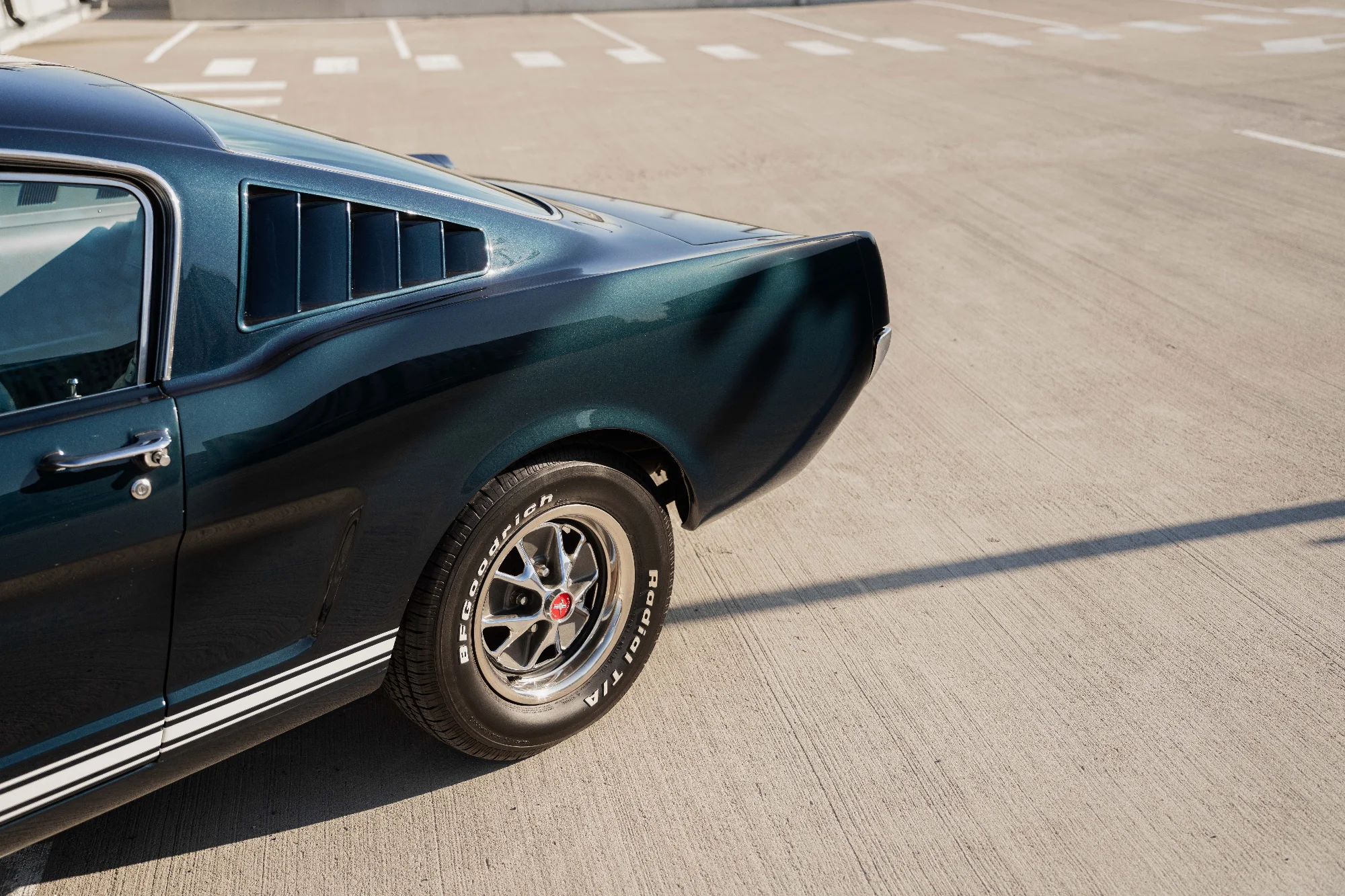 FORD MUSTANG FASTBACK 1966 3
