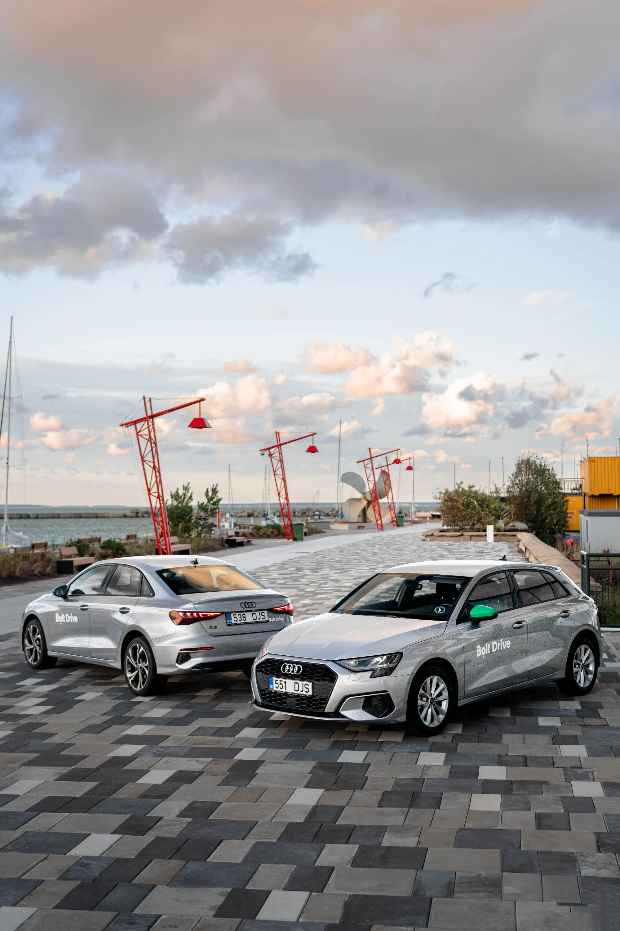 Bolt Drive 2xAudi 2