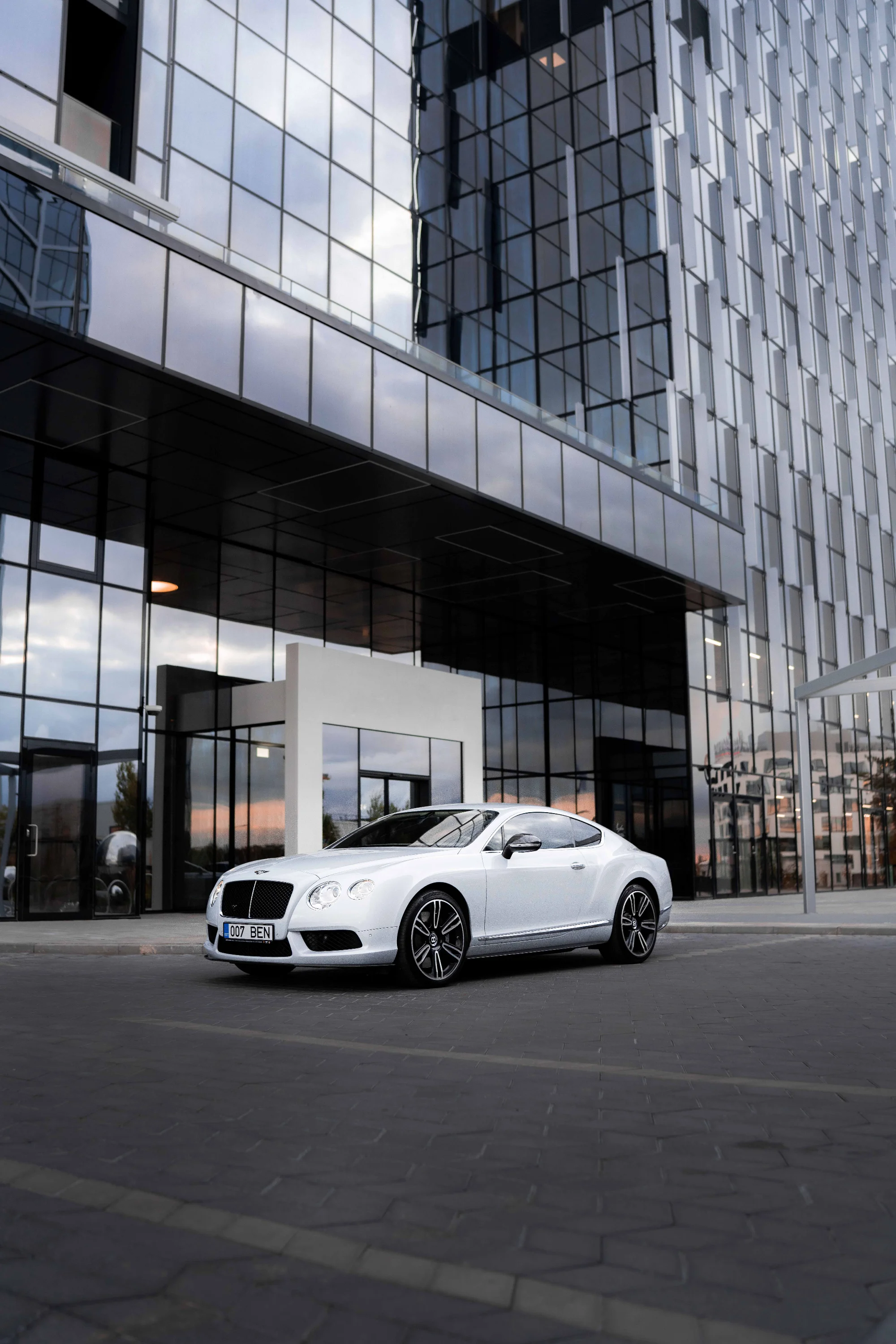 BENTLEY CONTINENTAL (007BEN)