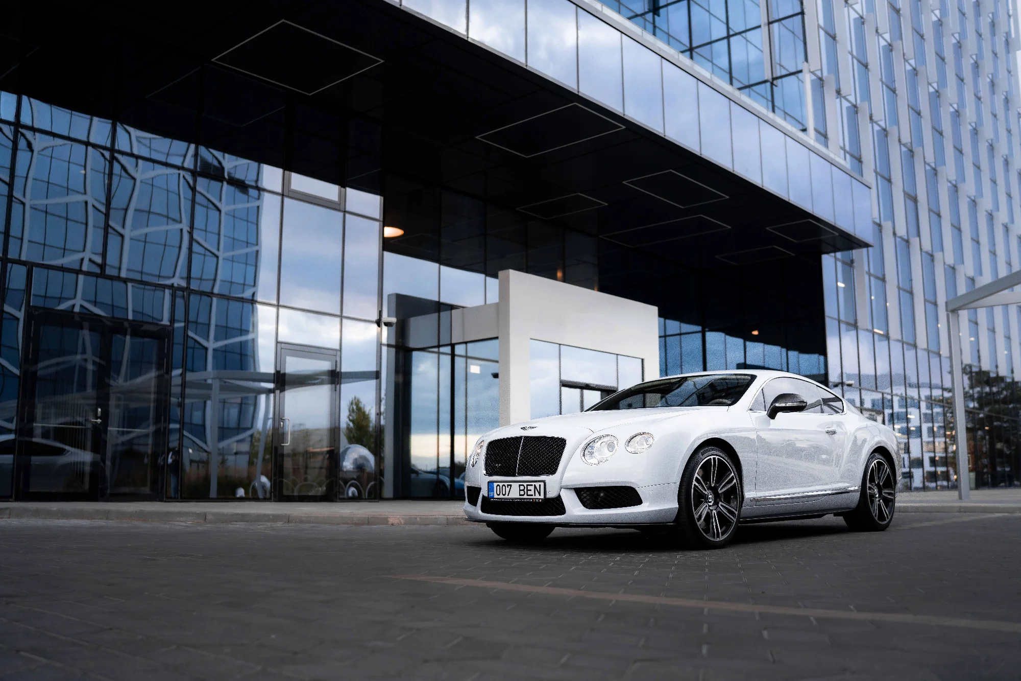 BENTLEY CONTINENTAL (007BEN) 11