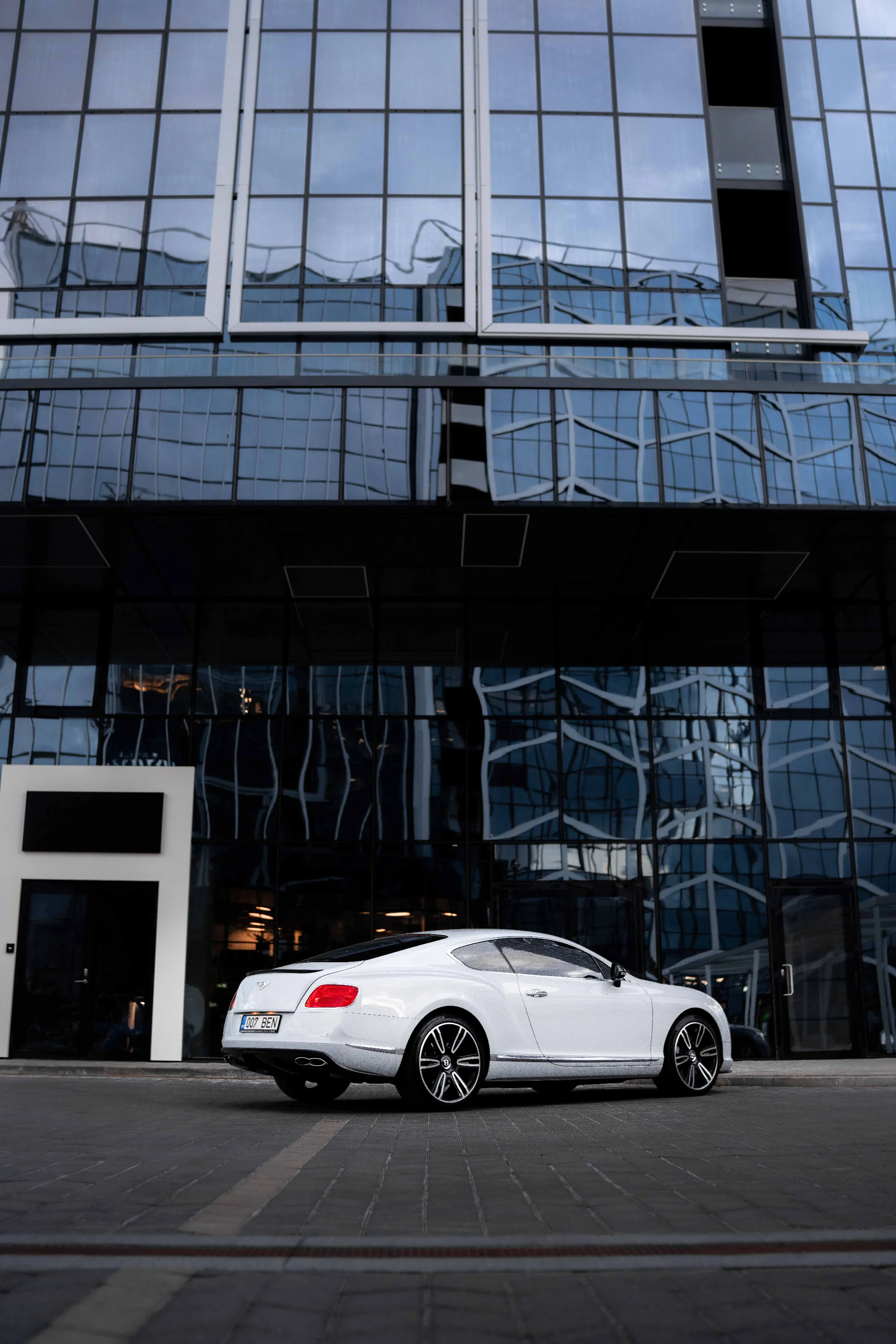BENTLEY CONTINENTAL (007BEN) 13