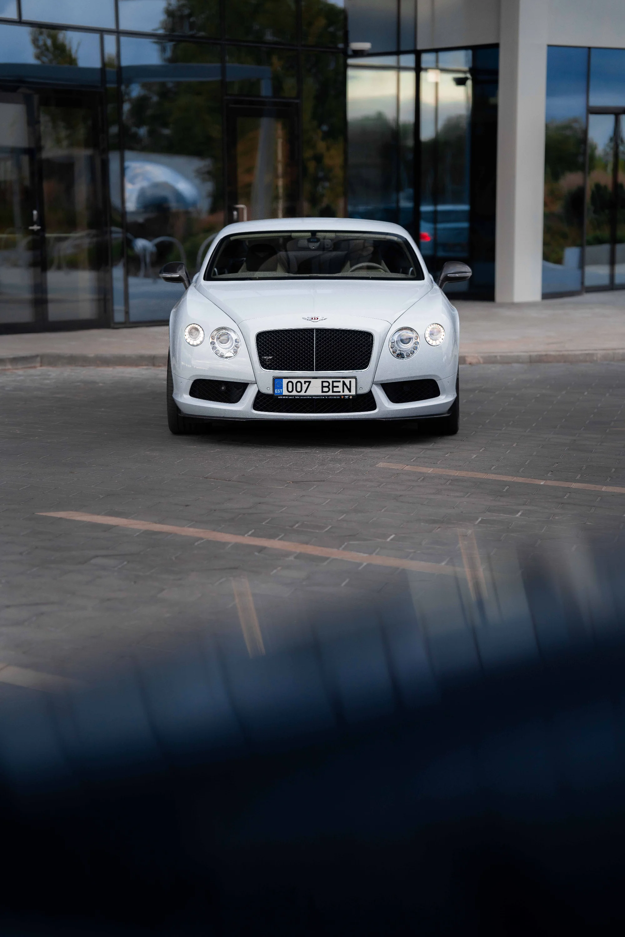 BENTLEY CONTINENTAL (007BEN) 8