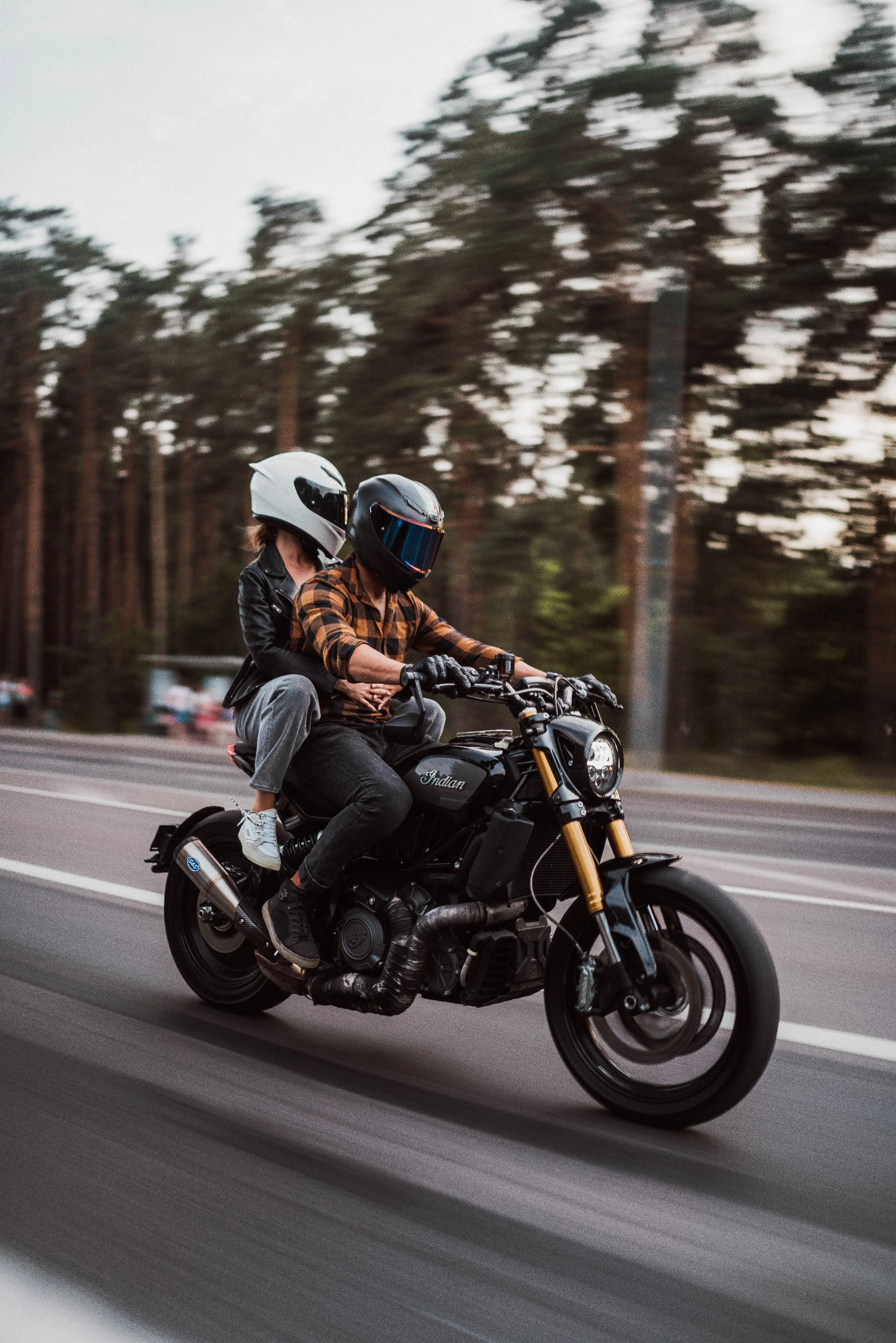 INDIAN FTR 1200 S (Moto) 1