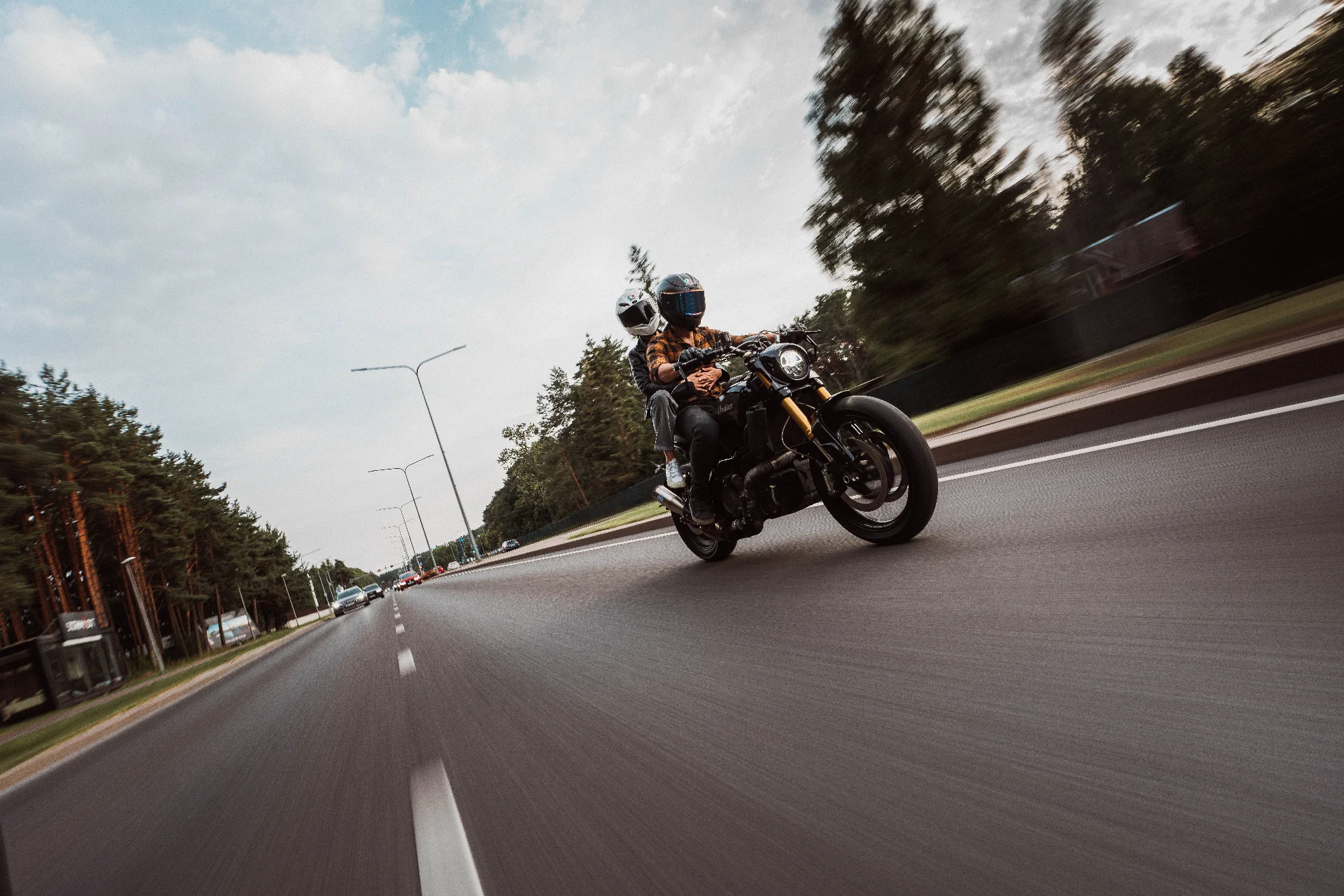 INDIAN FTR 1200 S (Moto) 3