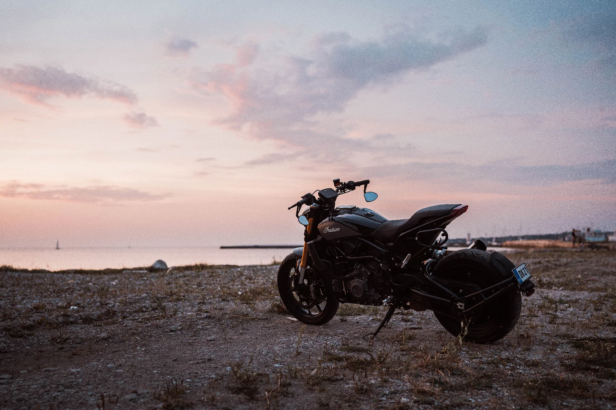 INDIAN FTR 1200 S (Moto) 8