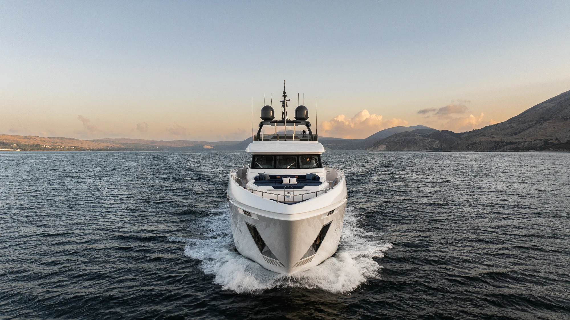 Yacht (Renewal 3) 19
