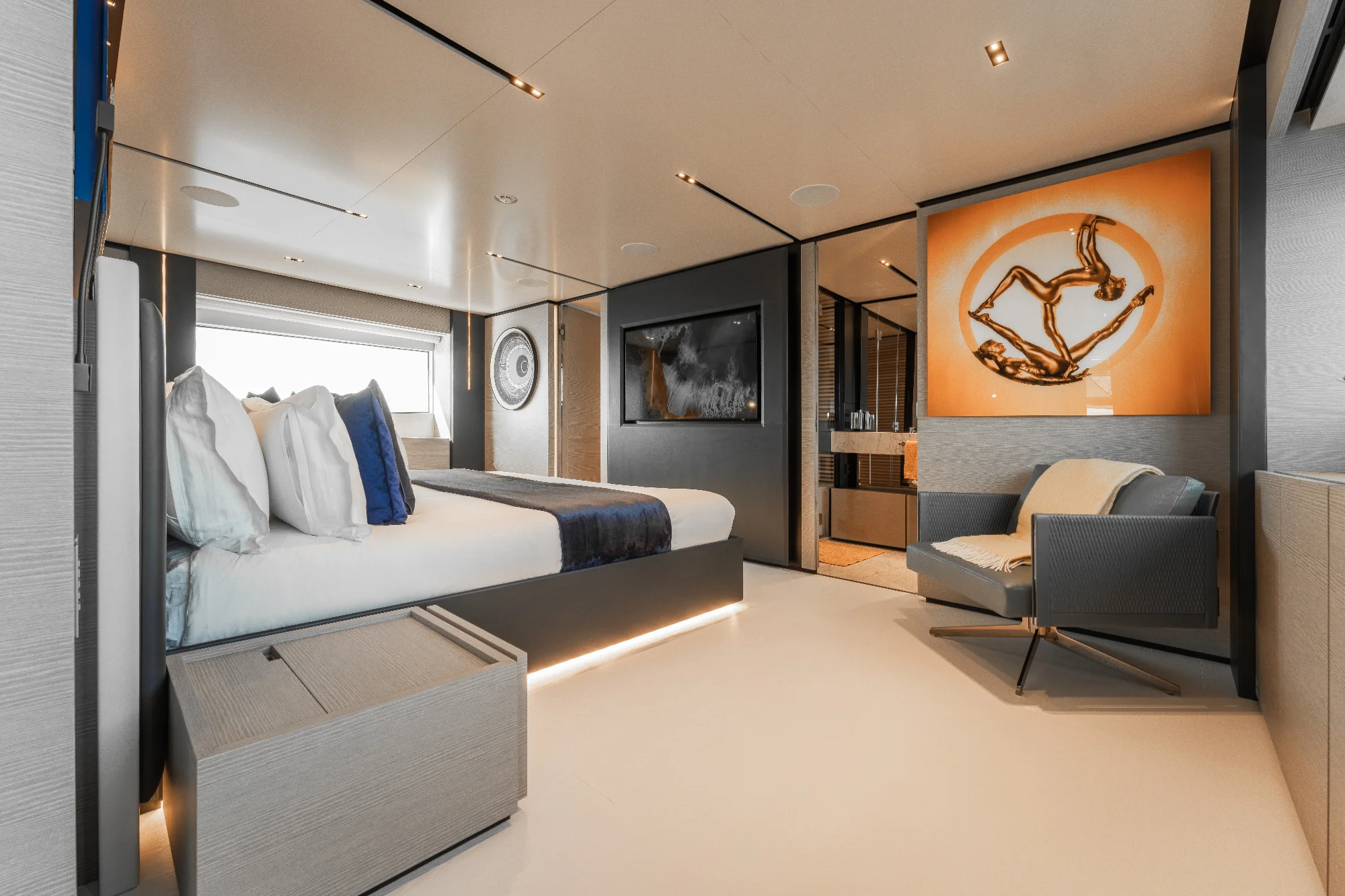 Yacht (Renewal 3) 5