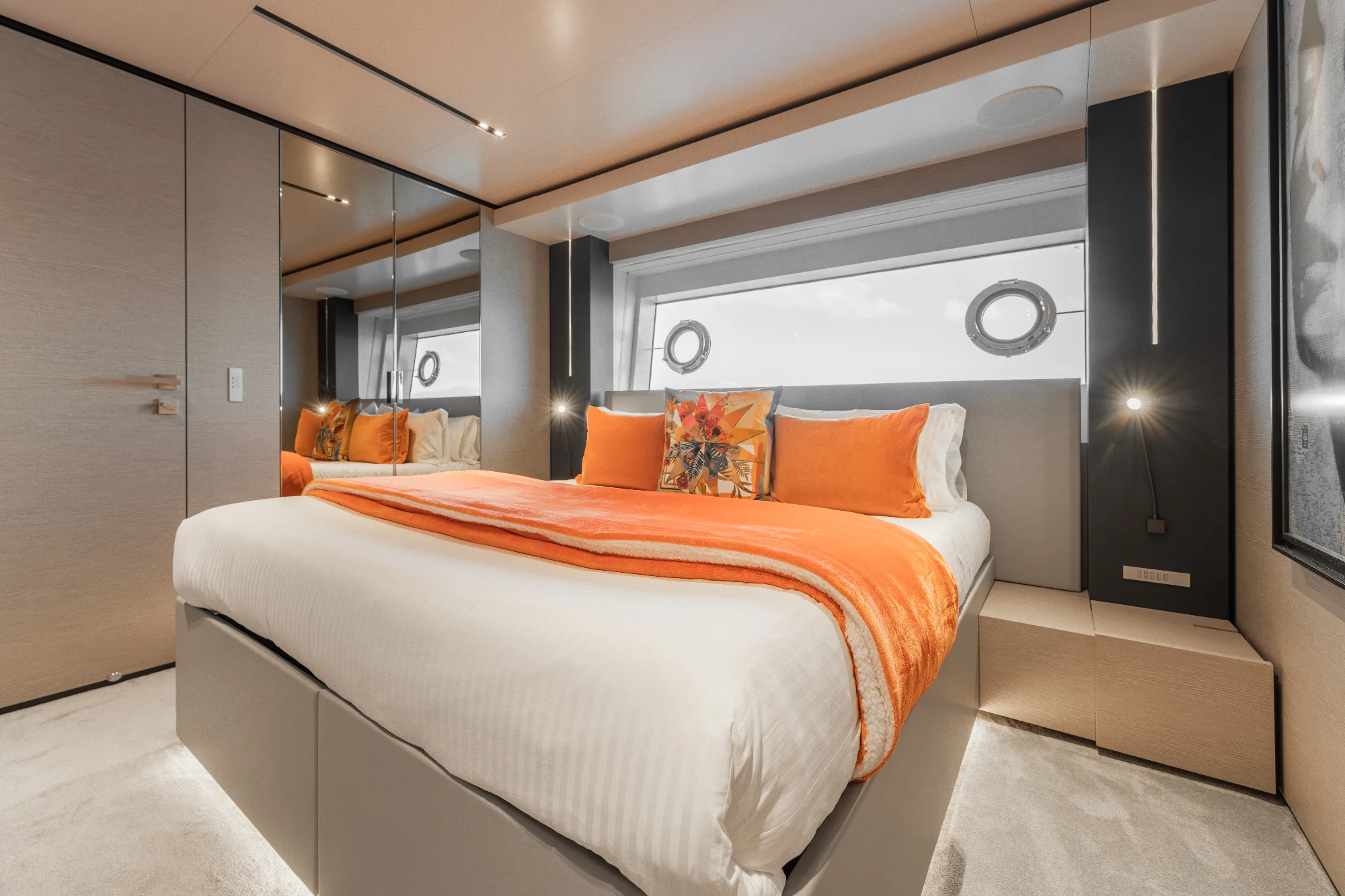 Yacht (Renewal 3) 8