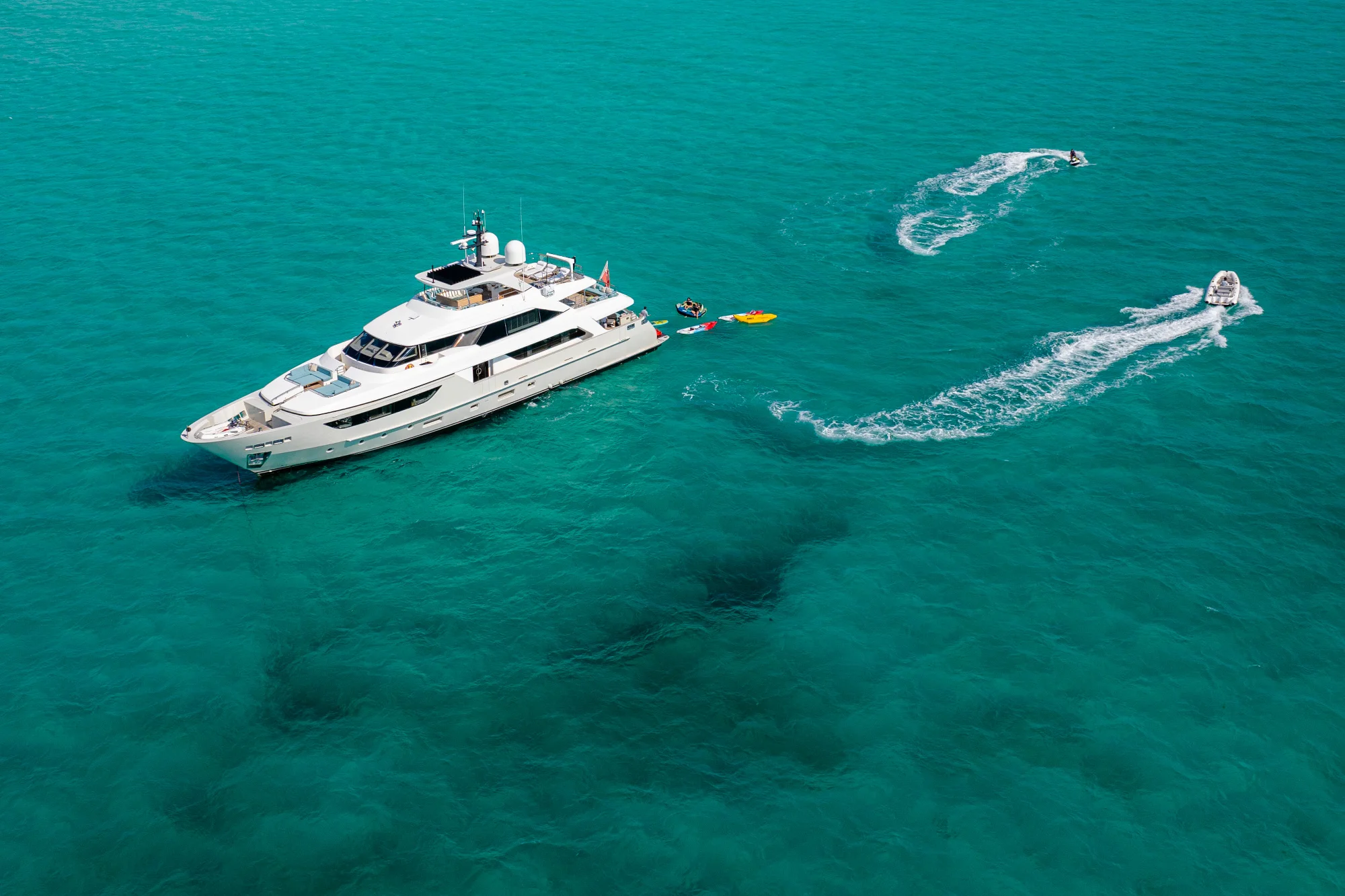 Yacht (Premura) 26