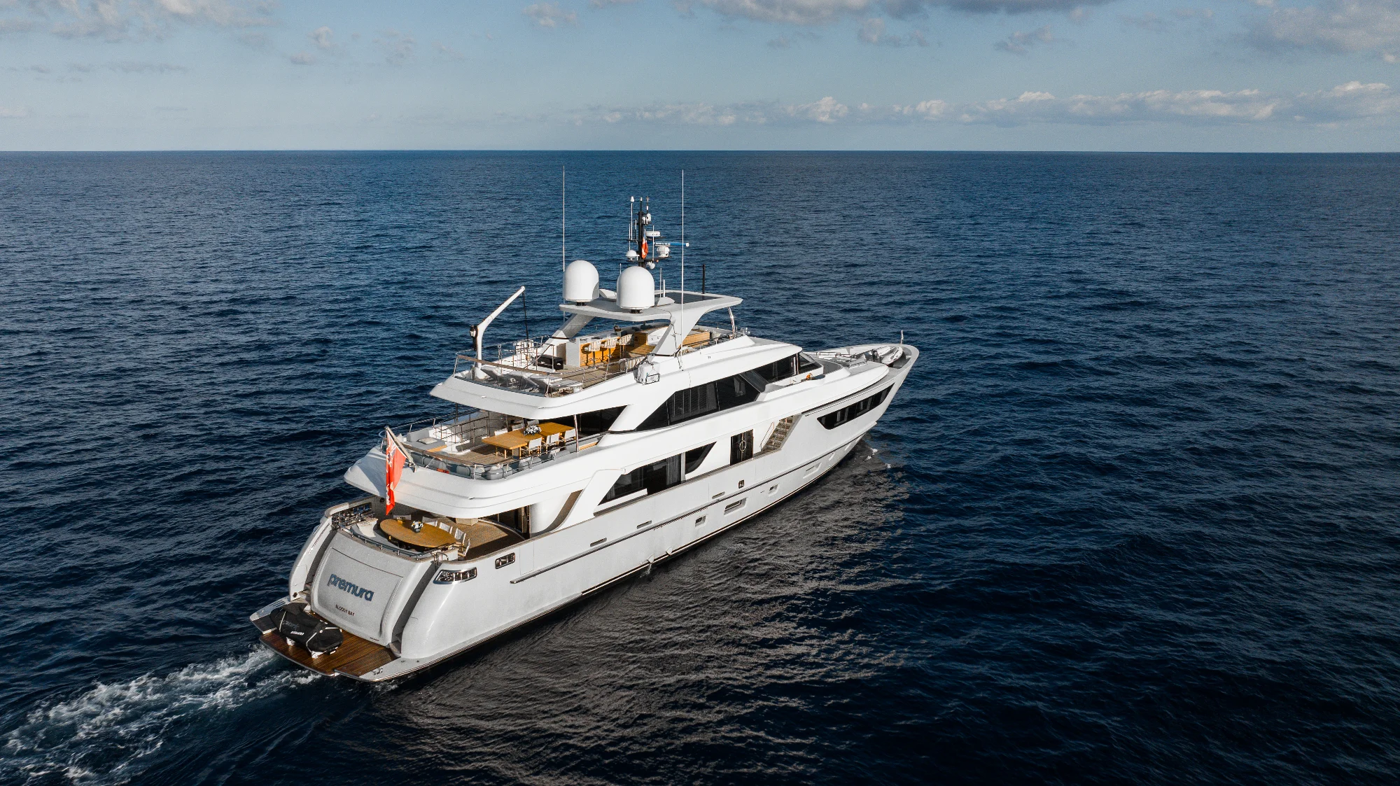 Yacht (Premura) 3
