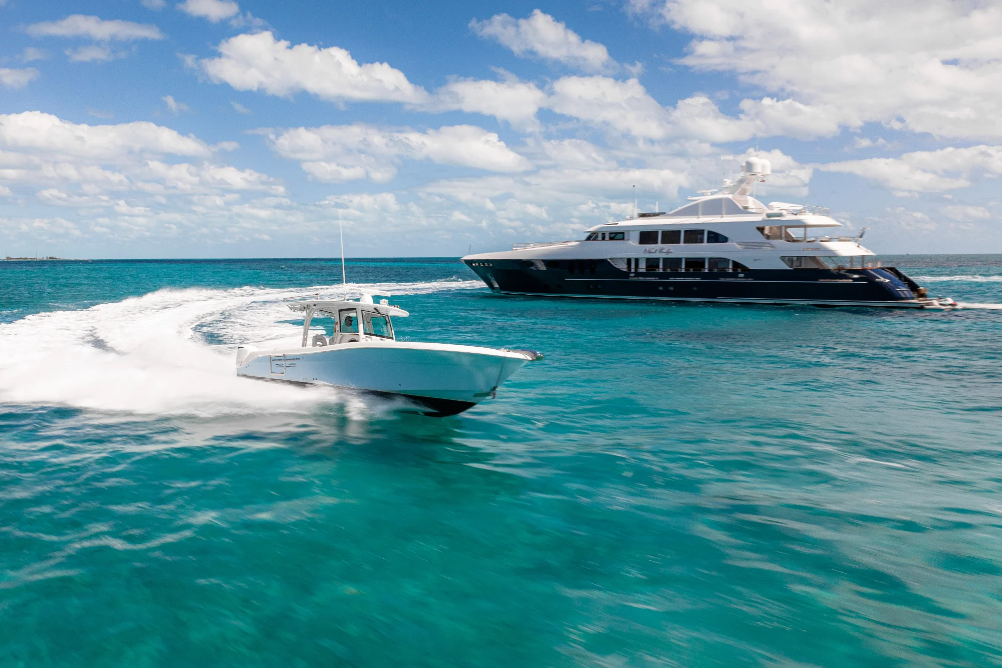 Yacht (Nicole Evelyn) 13