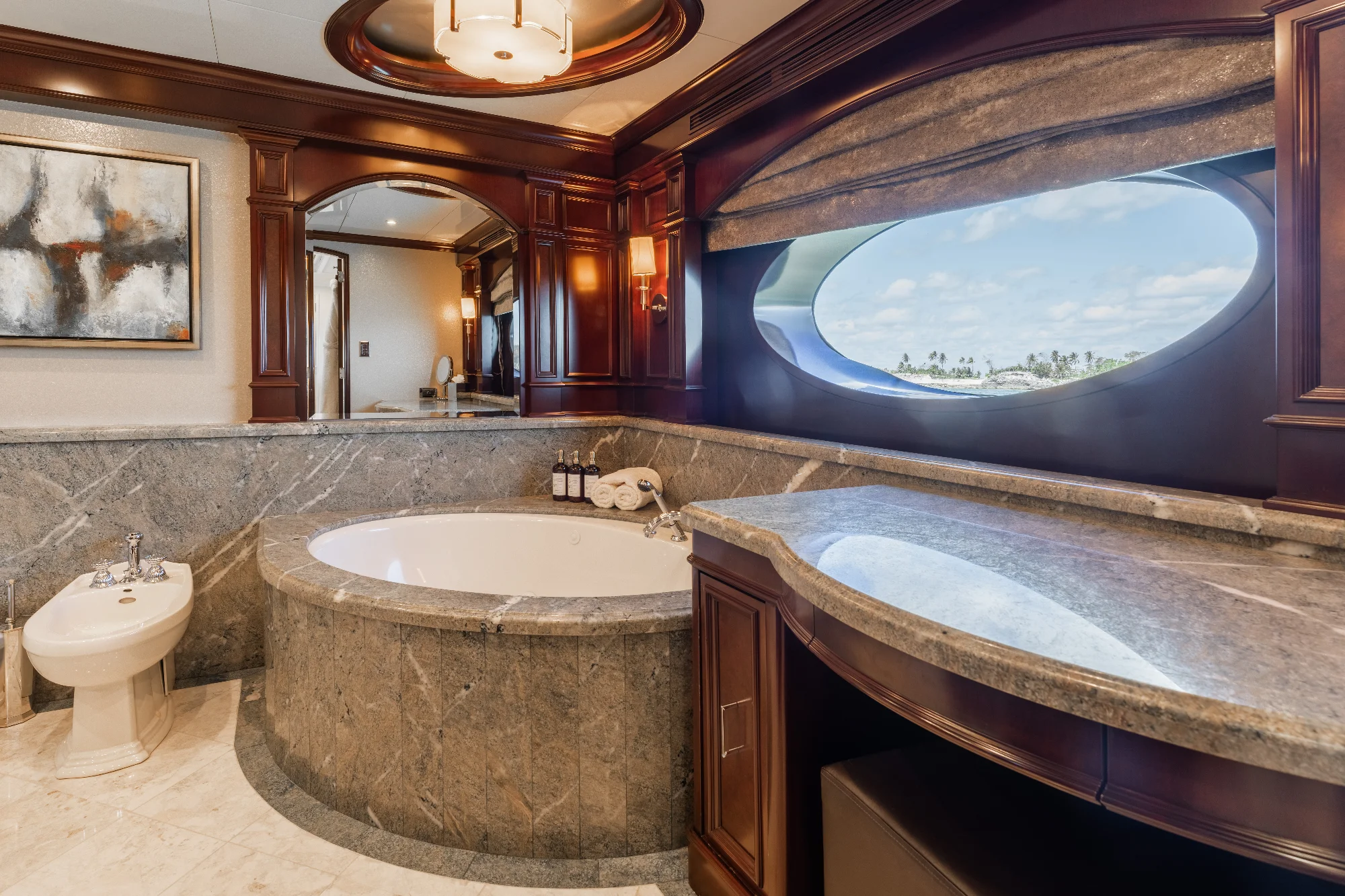 Yacht (Nicole Evelyn) 7