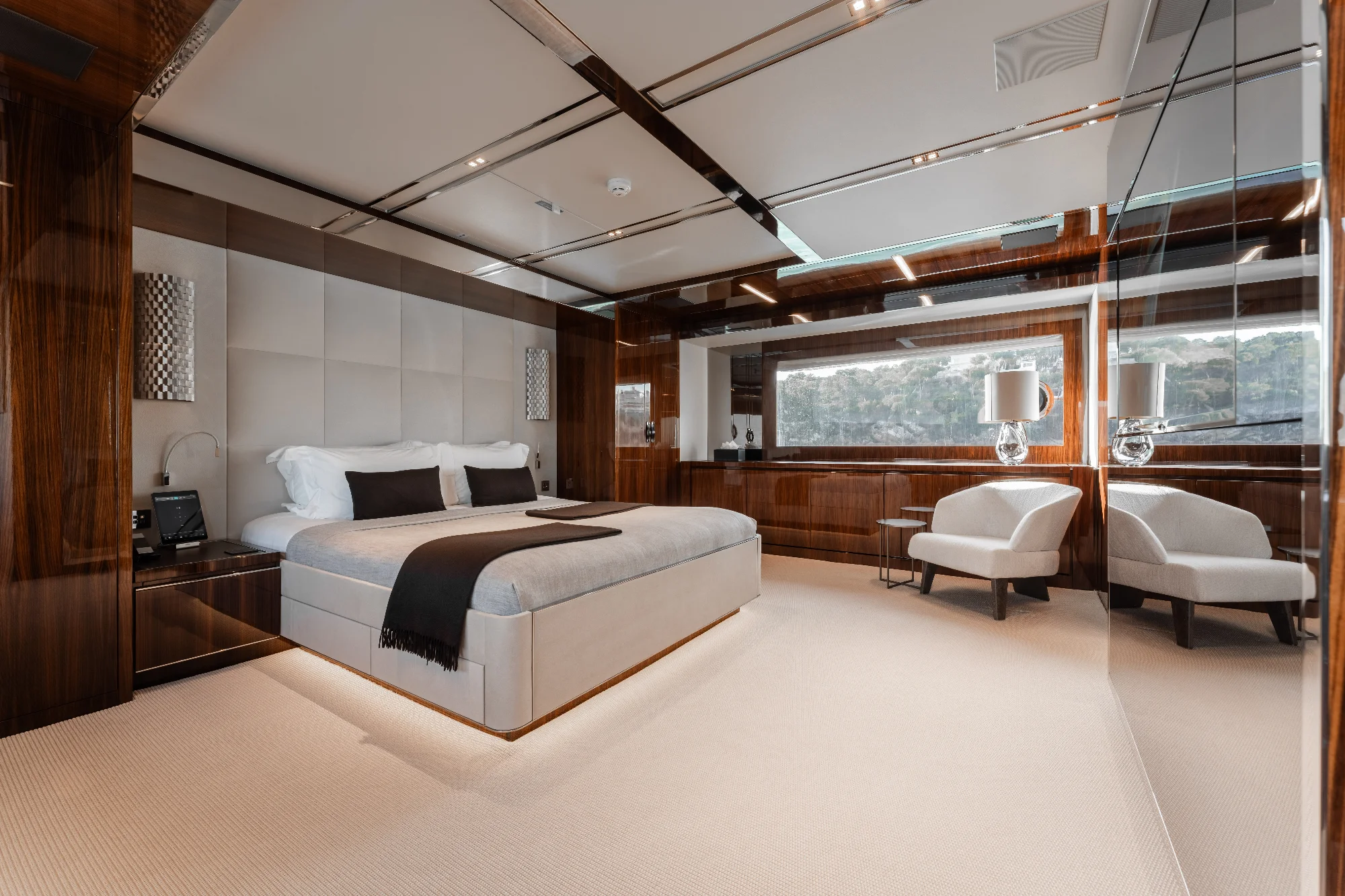 Yacht (ELYSIUM) 11
