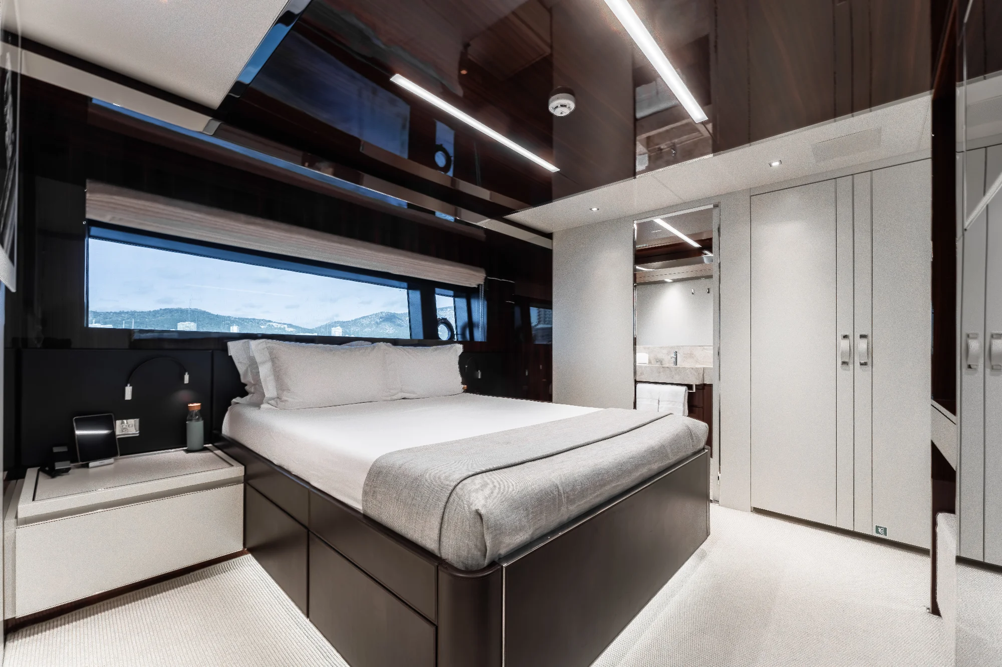 Yacht (ELYSIUM) 19