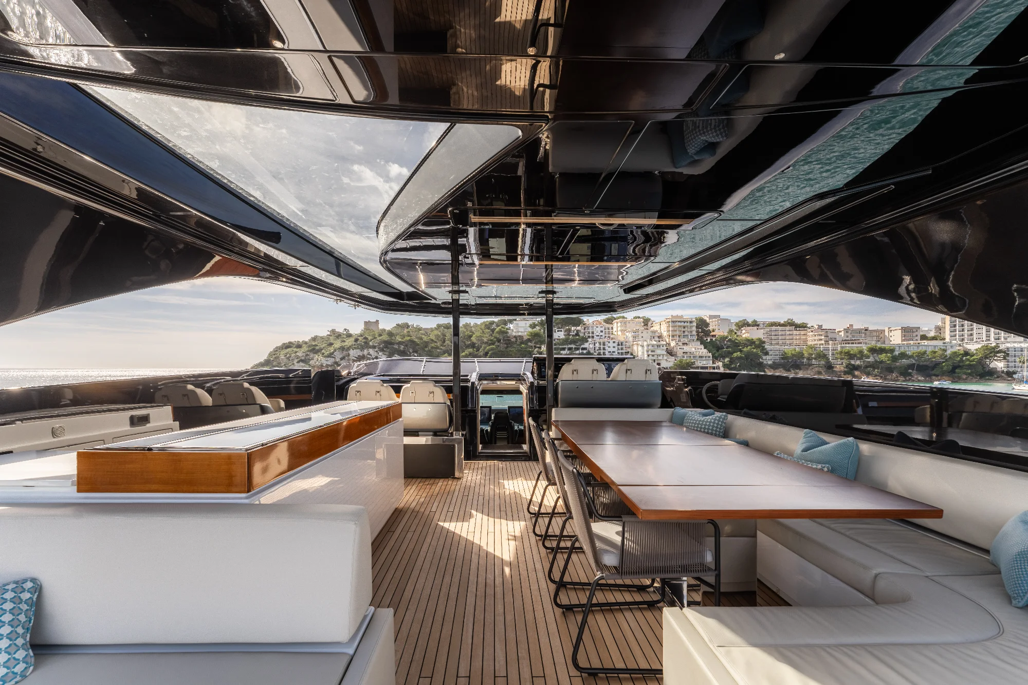 Yacht (ELYSIUM) 21