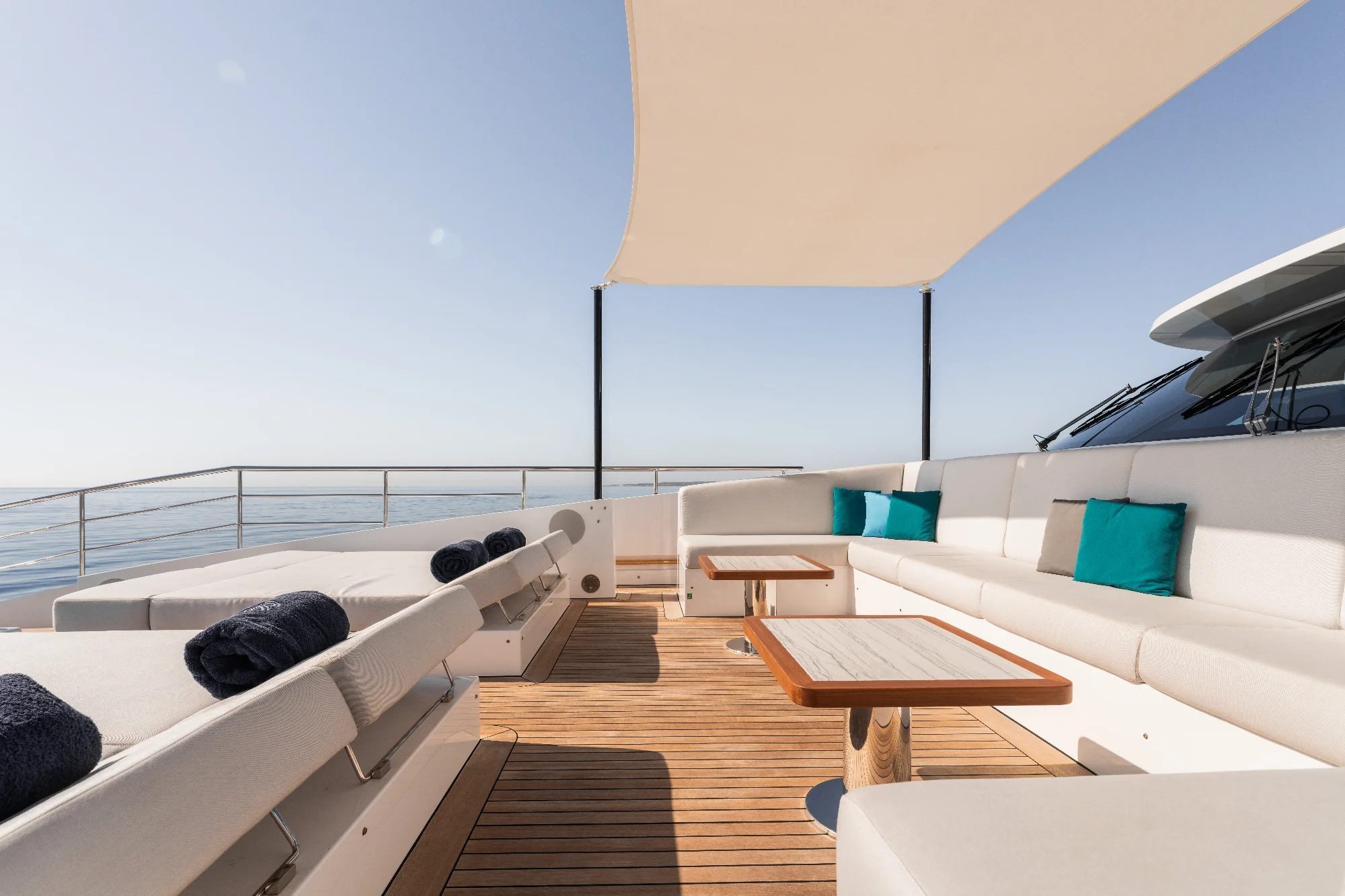 Yacht (Exinity) 17