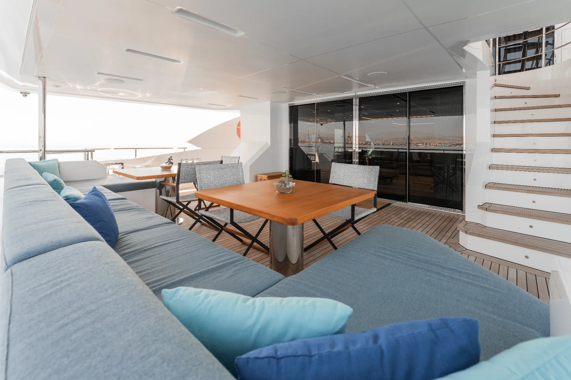 Yacht (Exinity) 21
