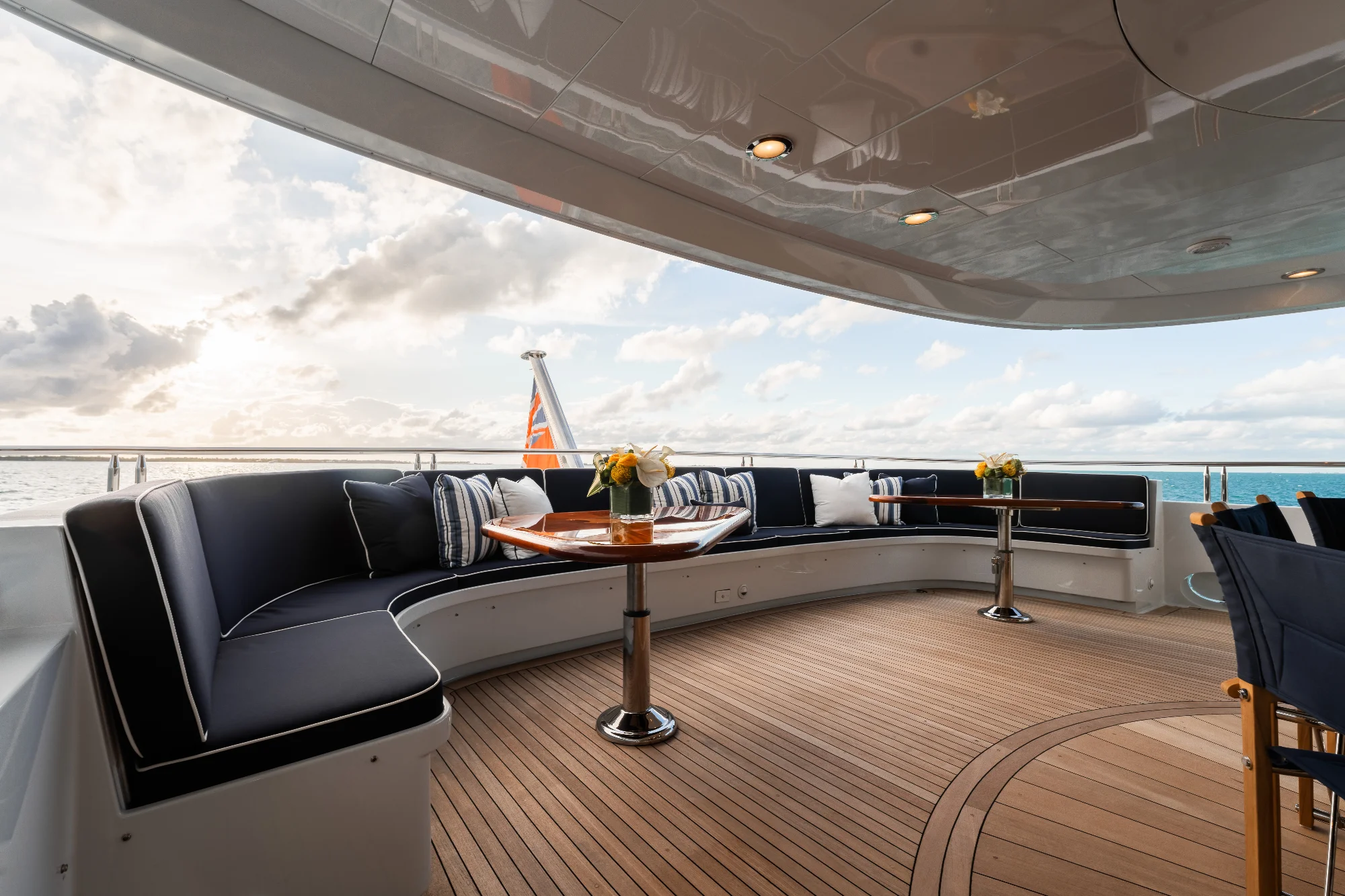 Yacht (SummerDance) 21