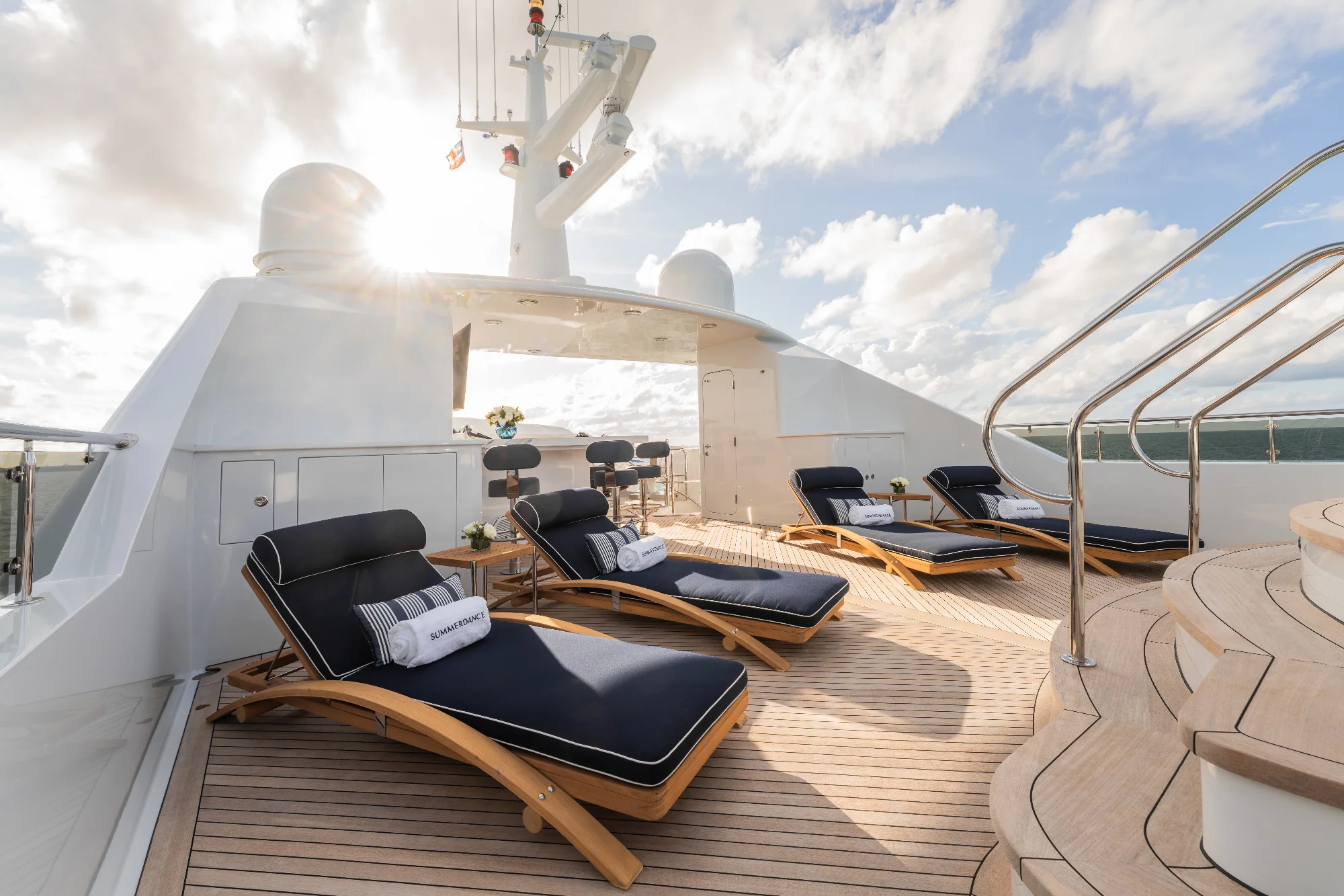 Yacht (SummerDance) 23