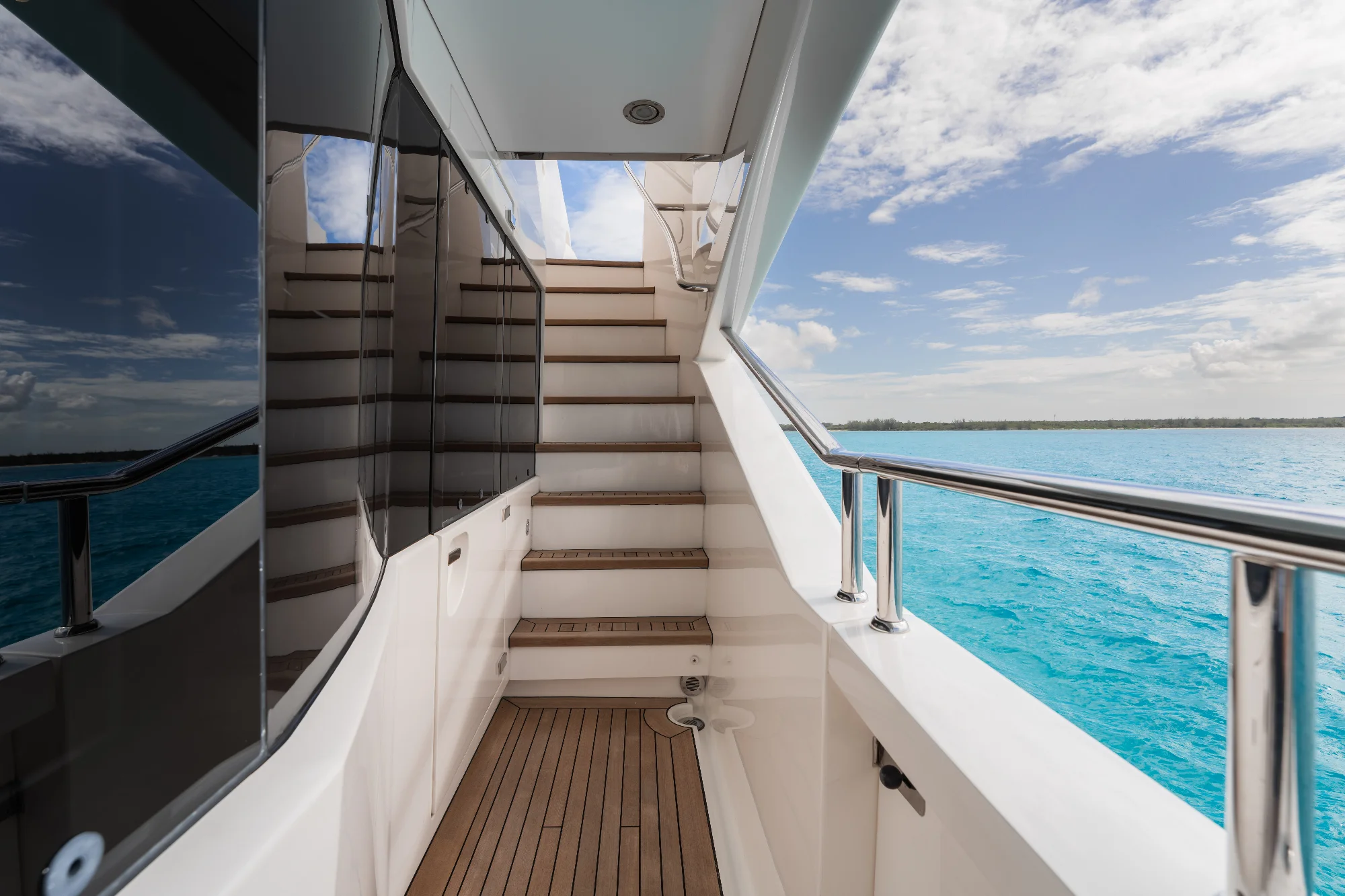 Yacht (CaptainMorgan 3) 10