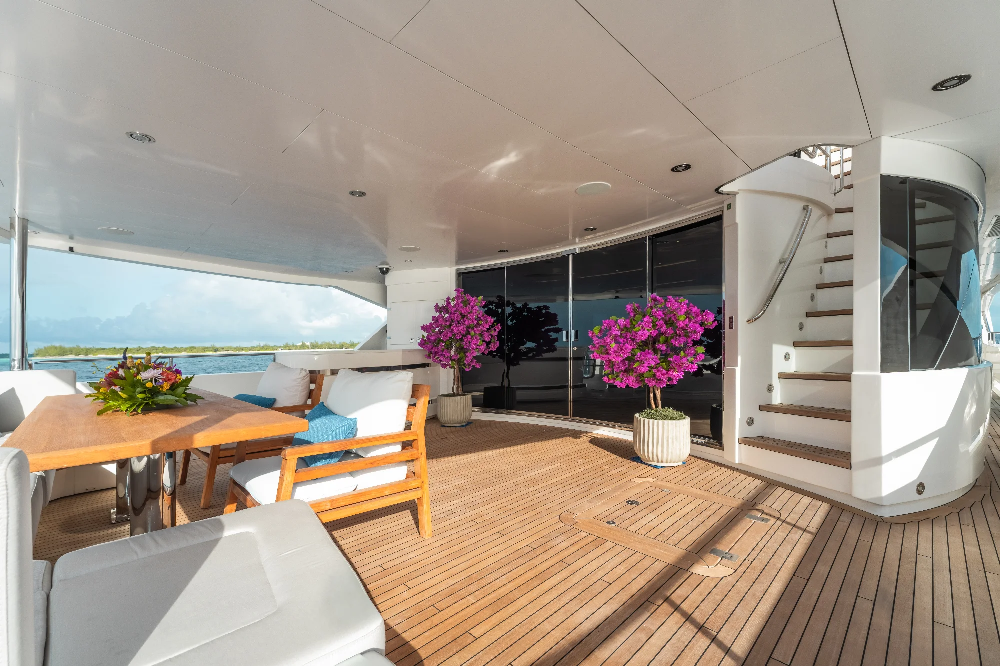 Yacht (CaptainMorgan 3) 11