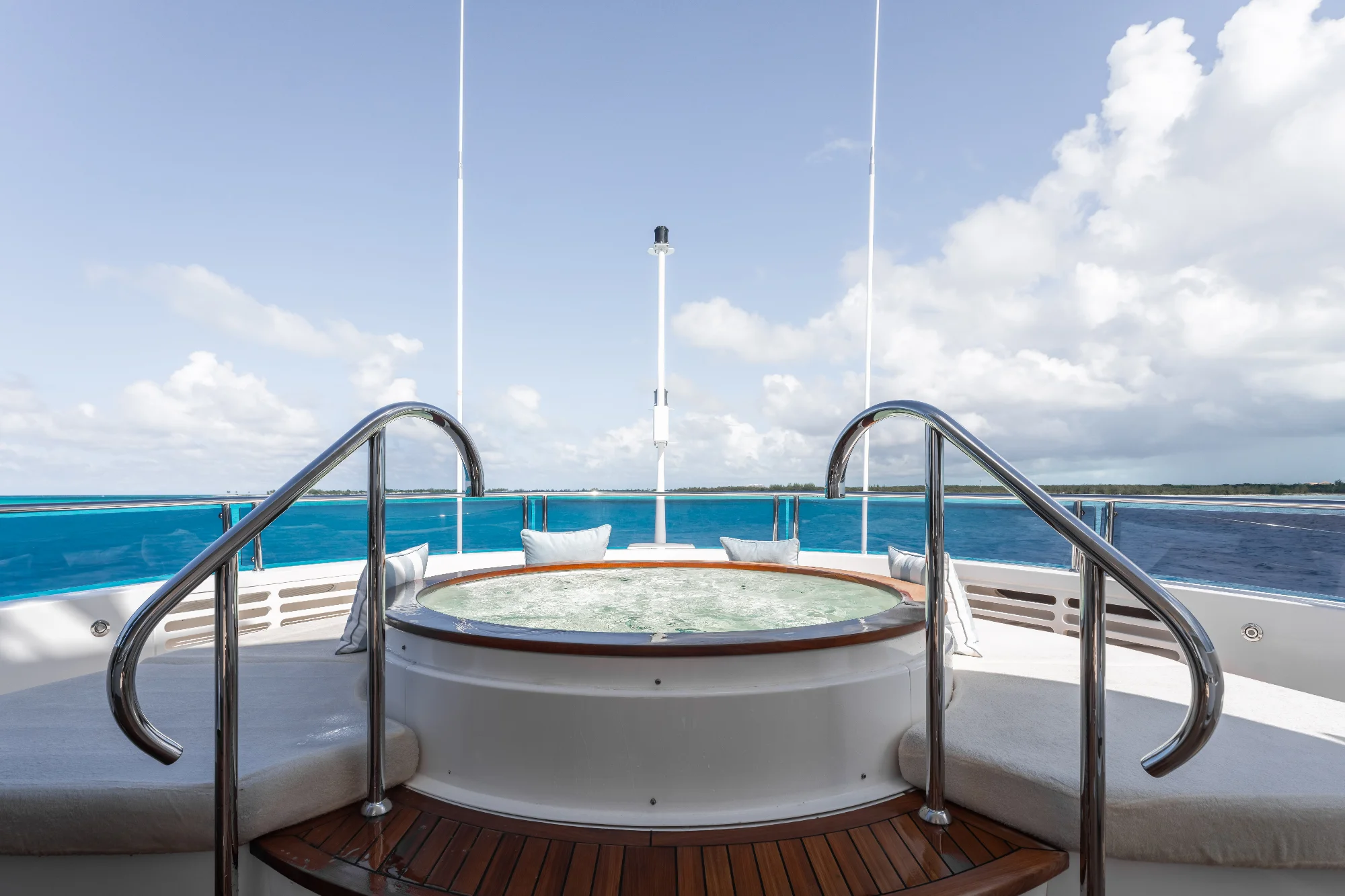 Yacht (CaptainMorgan 3) 17